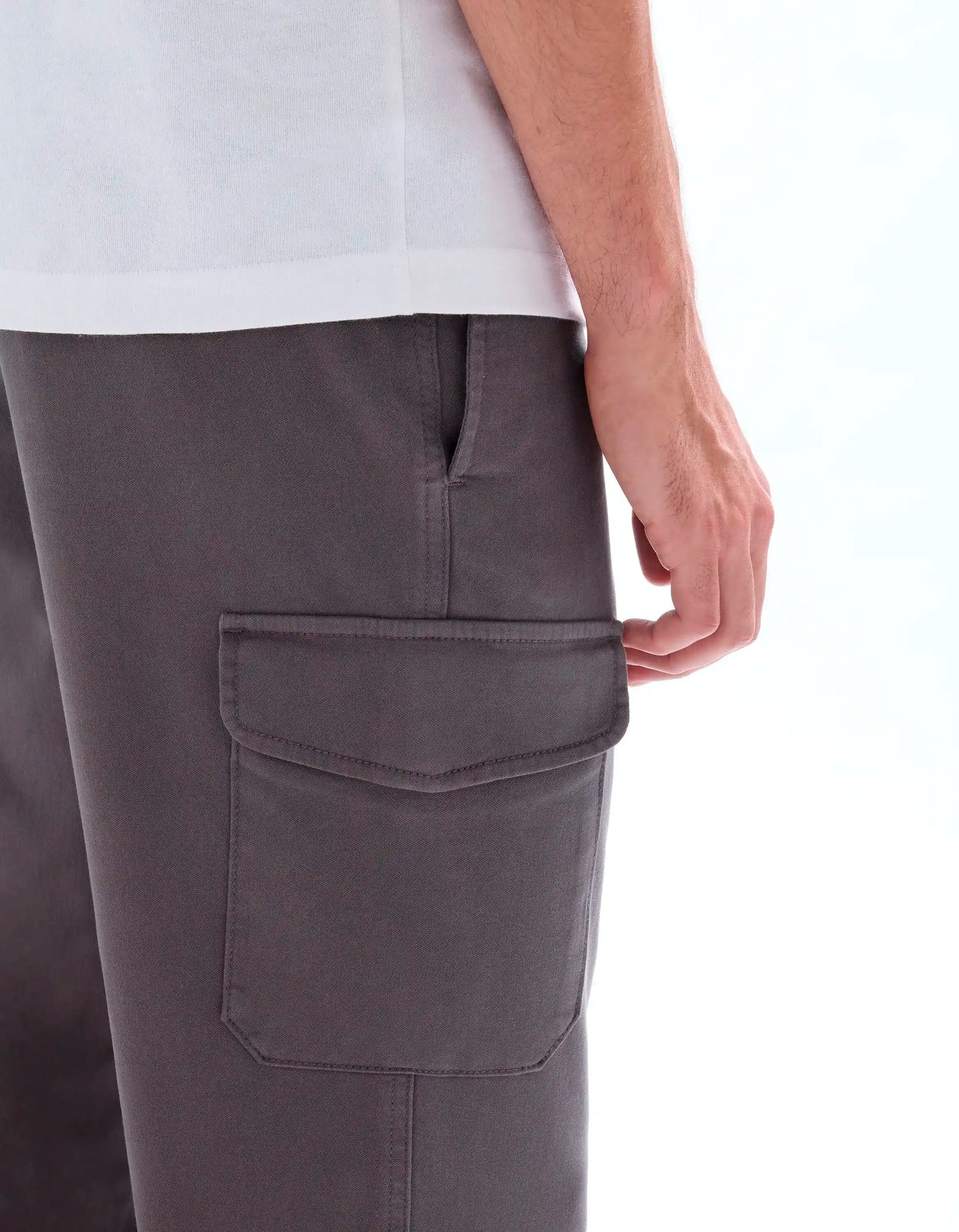 Celio_Grey_Straight Stretch Cotton Cargo Pants_MOGO_GREY_05