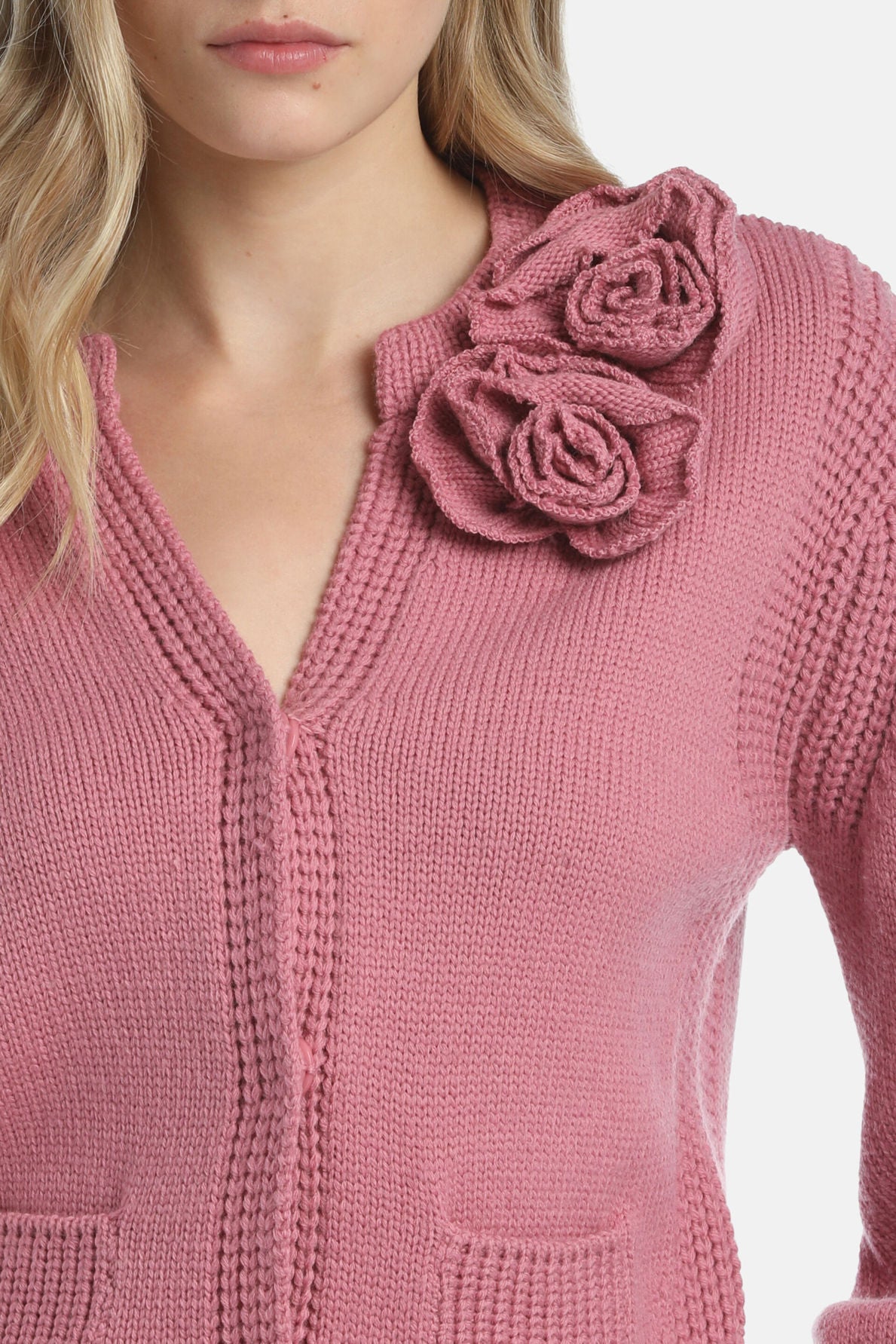 Luisa Spagnoli_Rosa_Montecarlo - Cardigan with AppliquŽ_MONTECARLO_0312_03