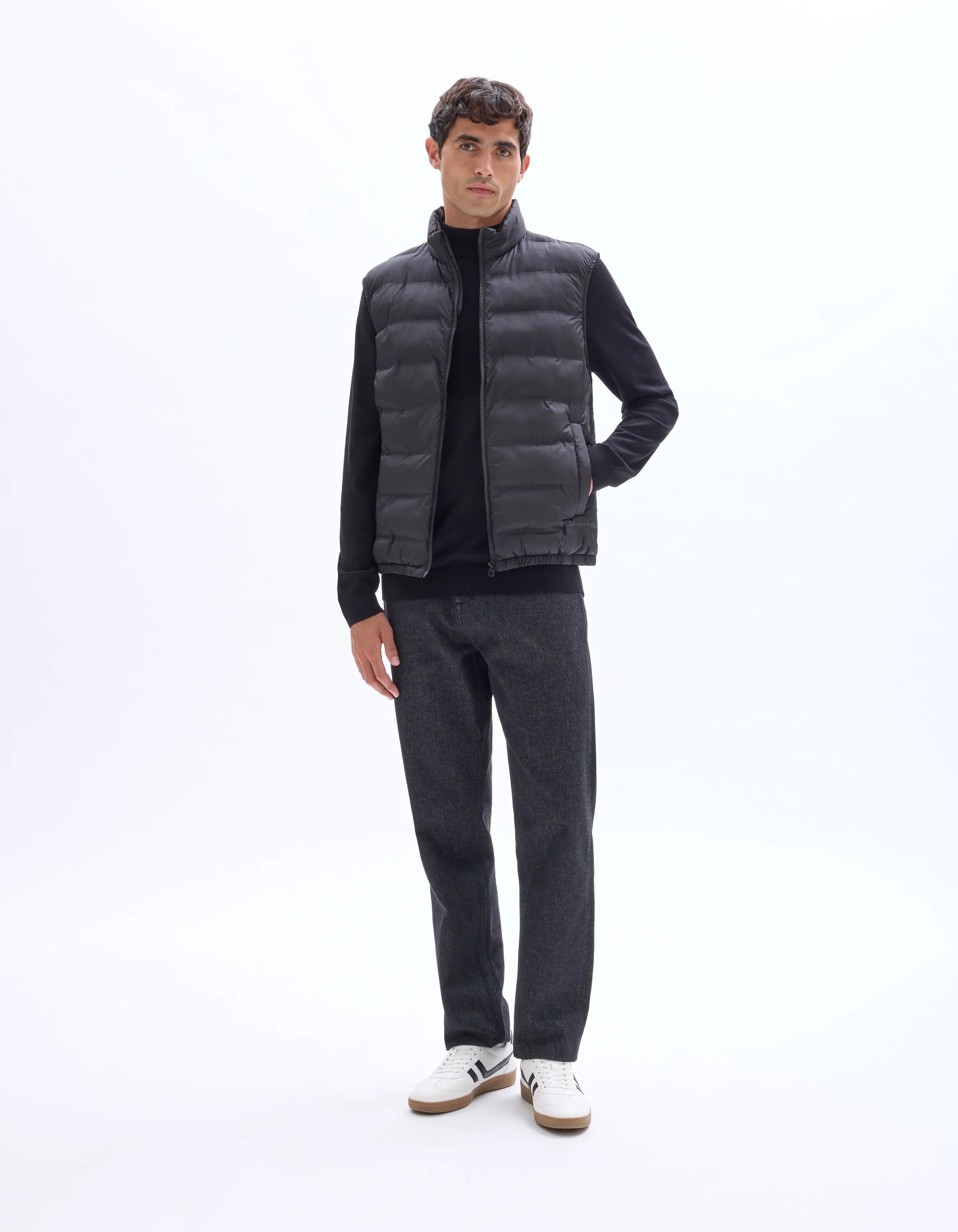 Celio_Black_Lightweight Sleeveless Down Jacket_MUWELDSL_BLACK_01