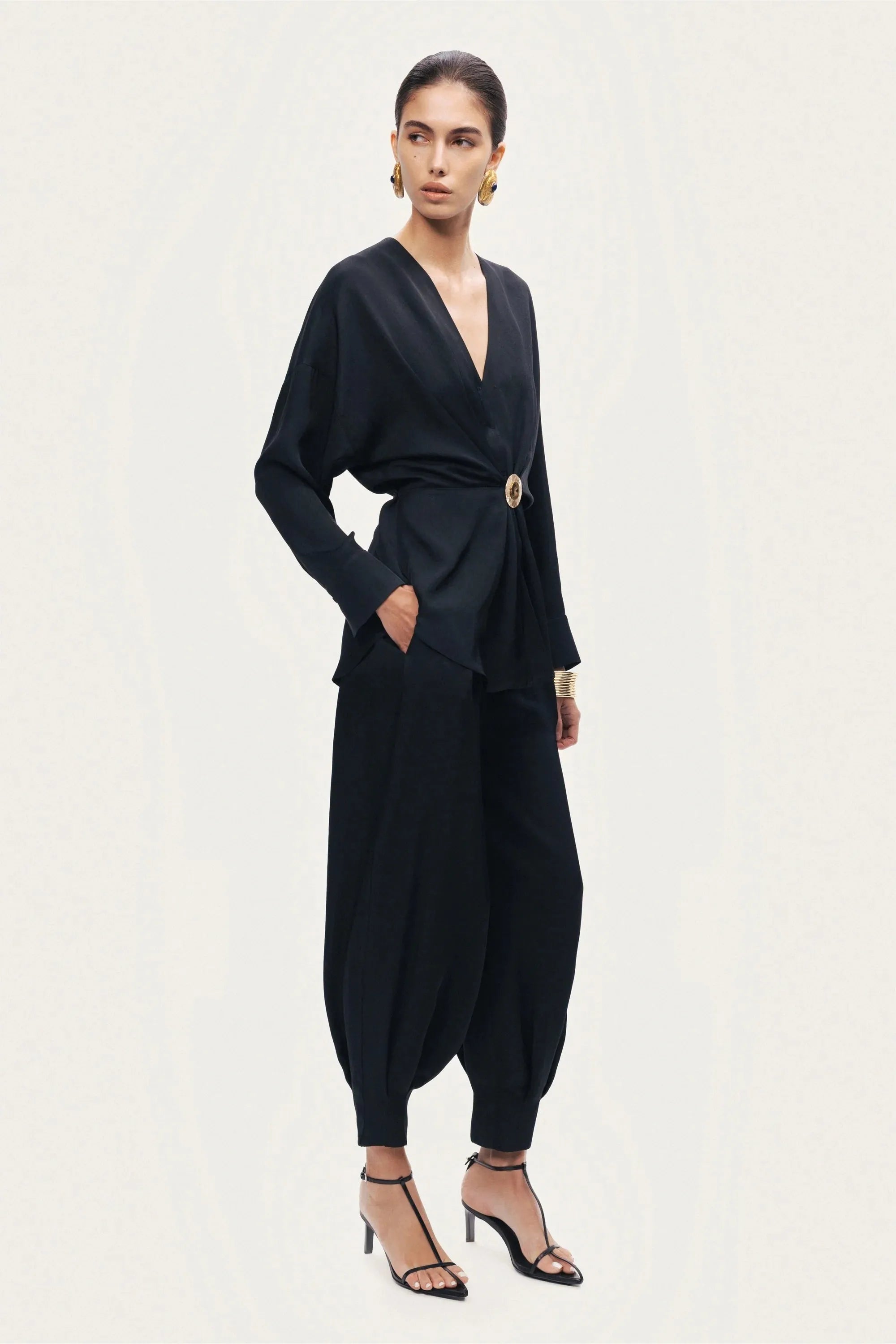 Nocturne Black Women Draped Buckle-Detail Shirt SKU: N26YN25235_0002 Image 03