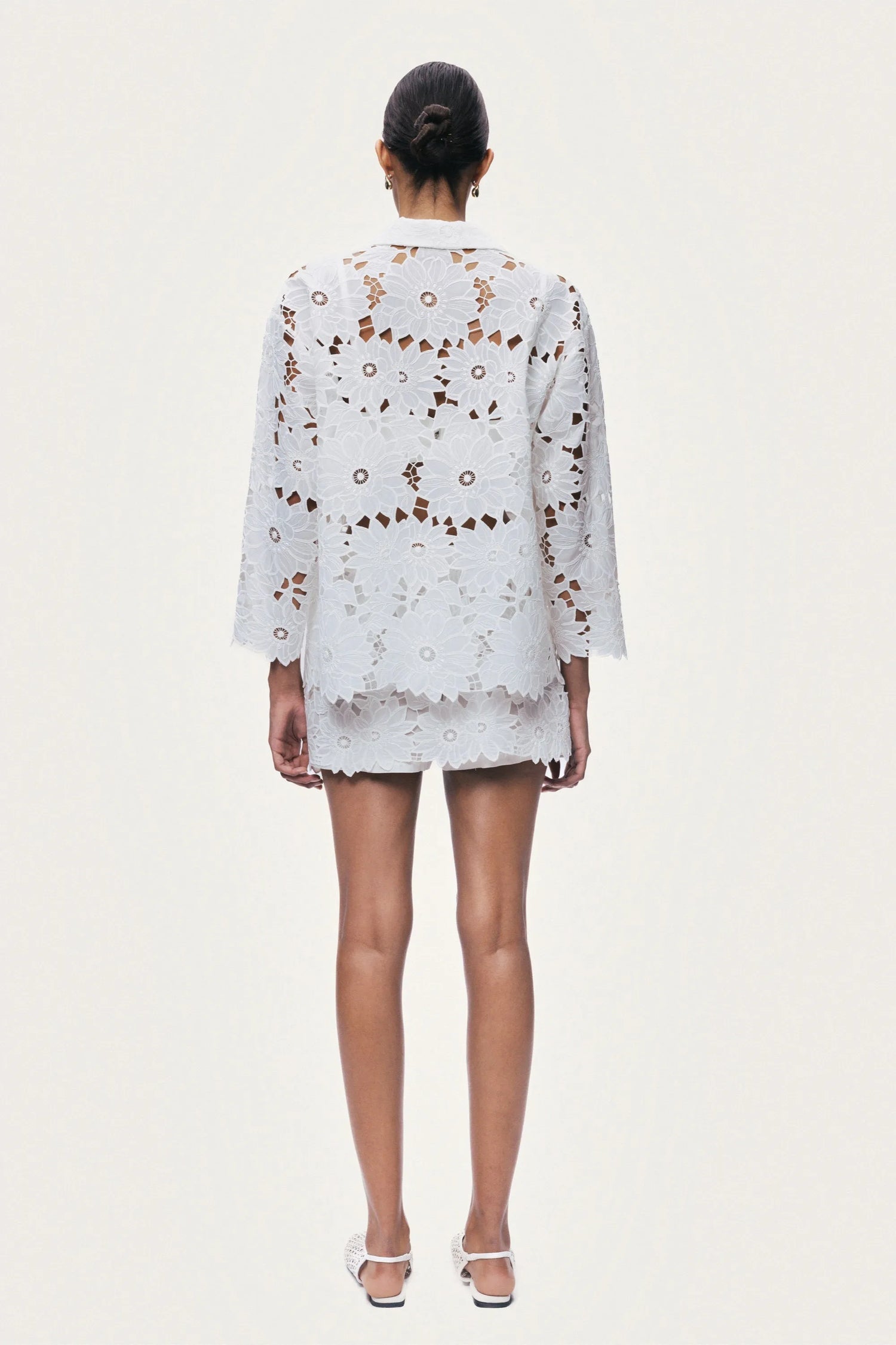 Nocturne Off-White Women Floral Embroidered Jacket SKU: N26YN25248_0014 Image 05