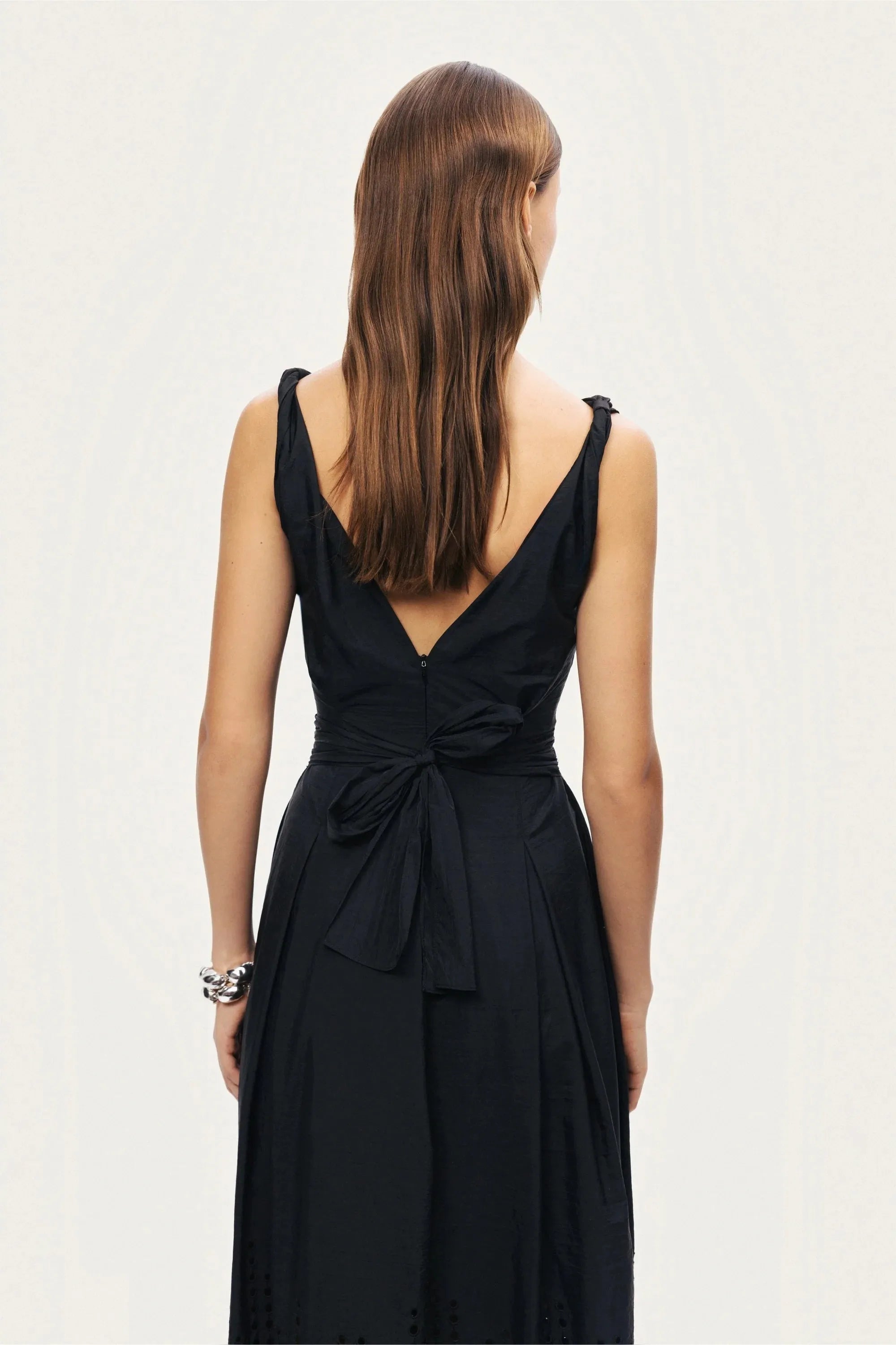Nocturne Black Women Sleeveless Embroidered Midi Dress SKU: N26YN2745_0002 Image 06