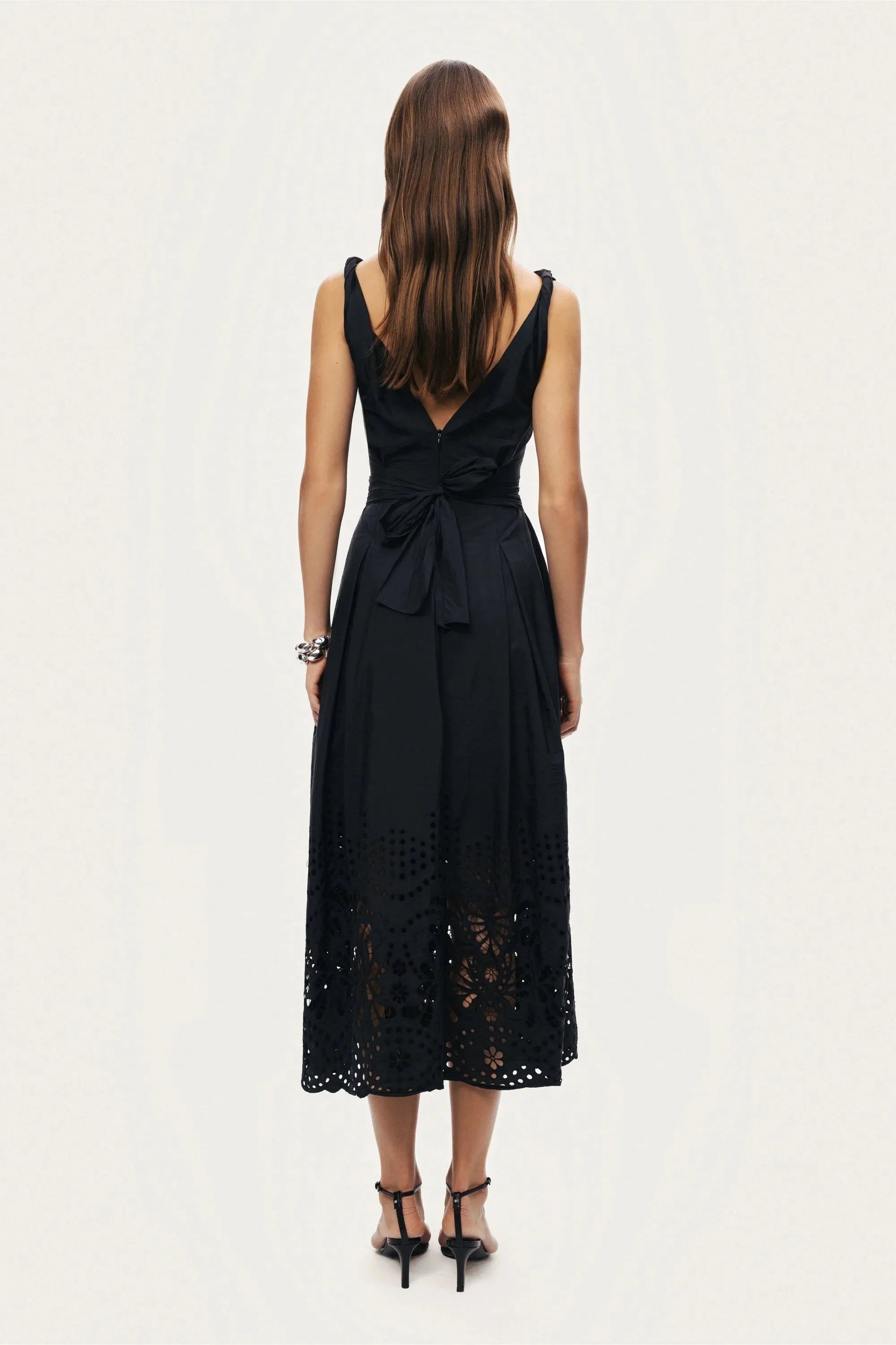 Nocturne Black Women Sleeveless Embroidered Midi Dress SKU: N26YN2745_0002 Image 07