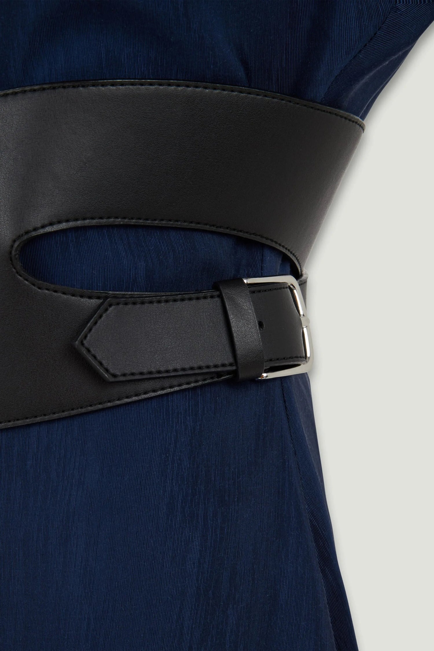 Nocturne Navy Women V-Neck Belted Midi Dress SKU: N26YN2798_0009 Image 03