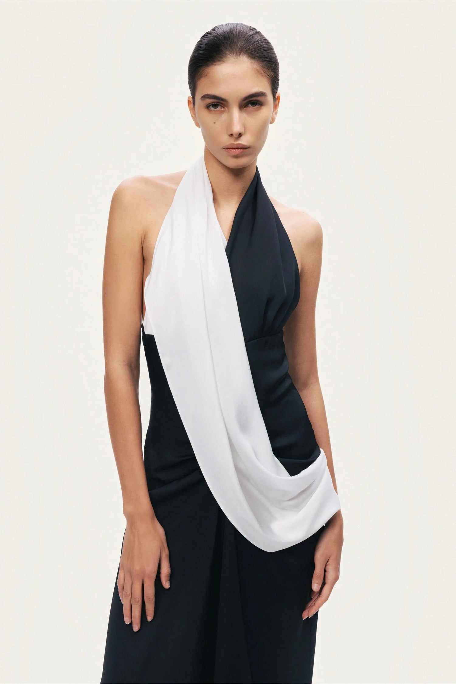 Nocturne Multi-Coloured Women Contrast Draped Halter Maxi Dress SKU: N26YN2807_0007 Image 06