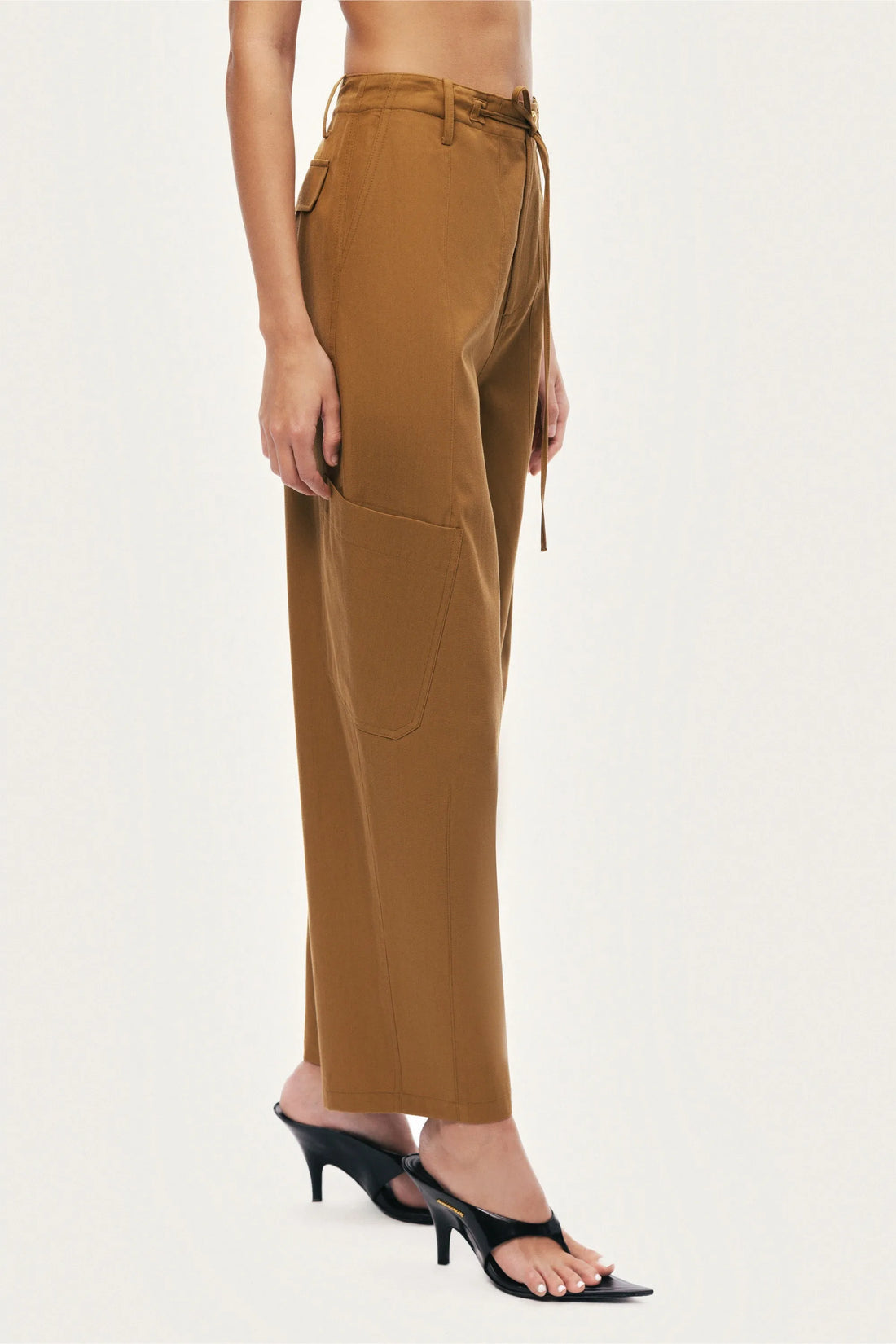 Nocturne Camel Women High-Waisted Cargo Pocket Pants SKU: N26YN3473_0053 Image 03