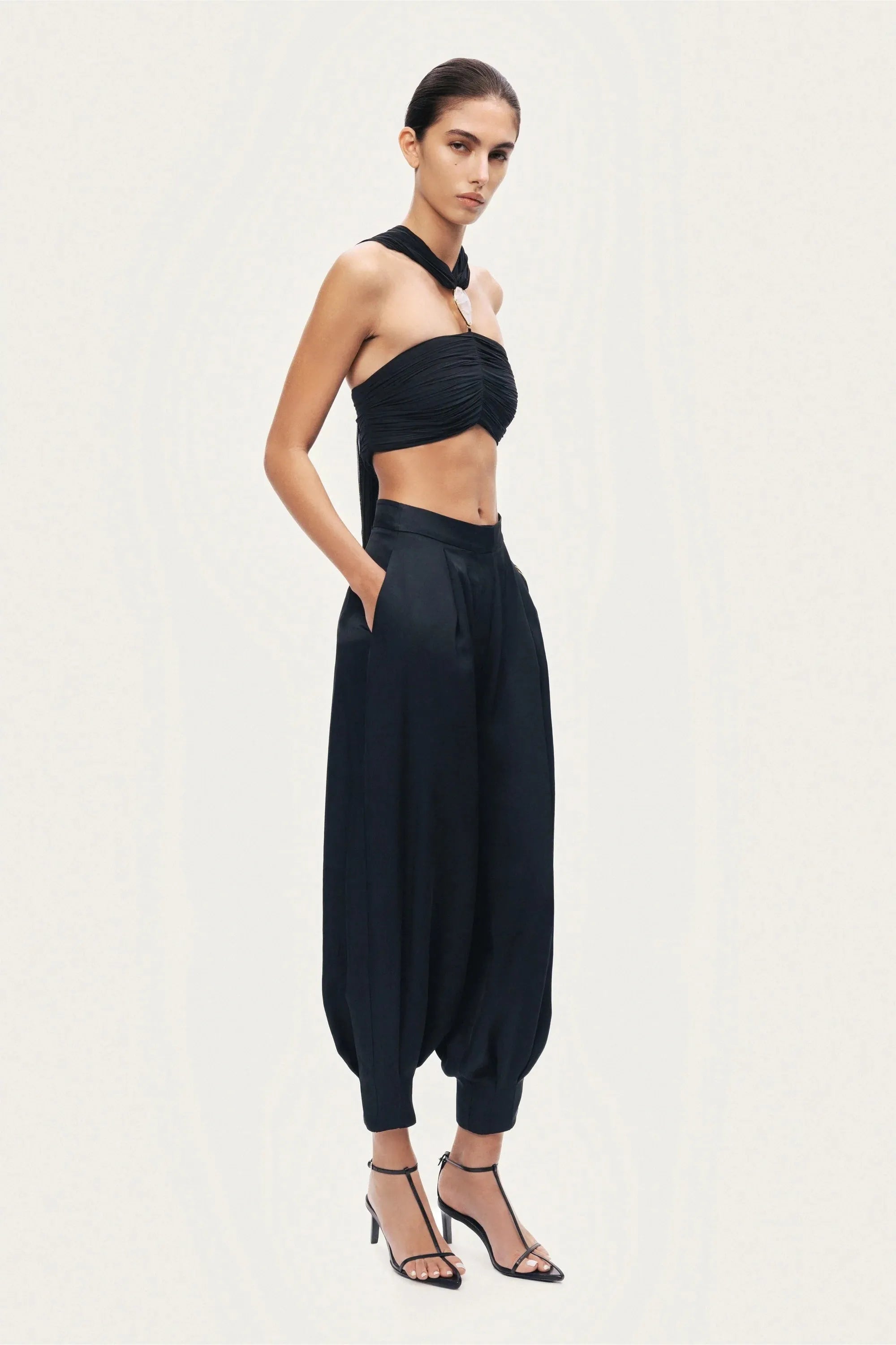 Nocturne Black Women Fluid Balloon-Leg Pants SKU: N26YN3478_0002 Image 05
