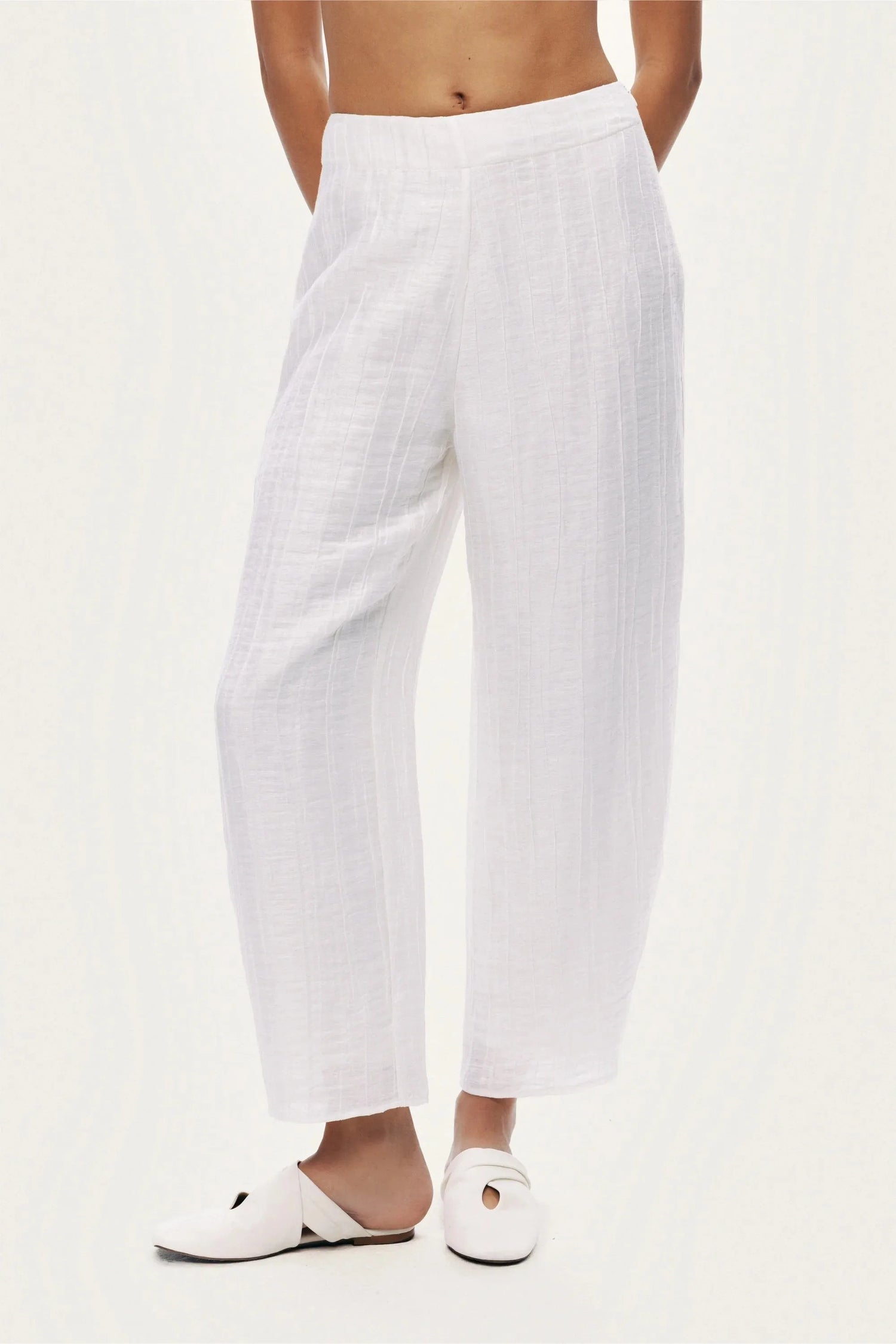 Nocturne White Women Relaxed Linen Pants SKU: N26YN3485_0001 Image 06