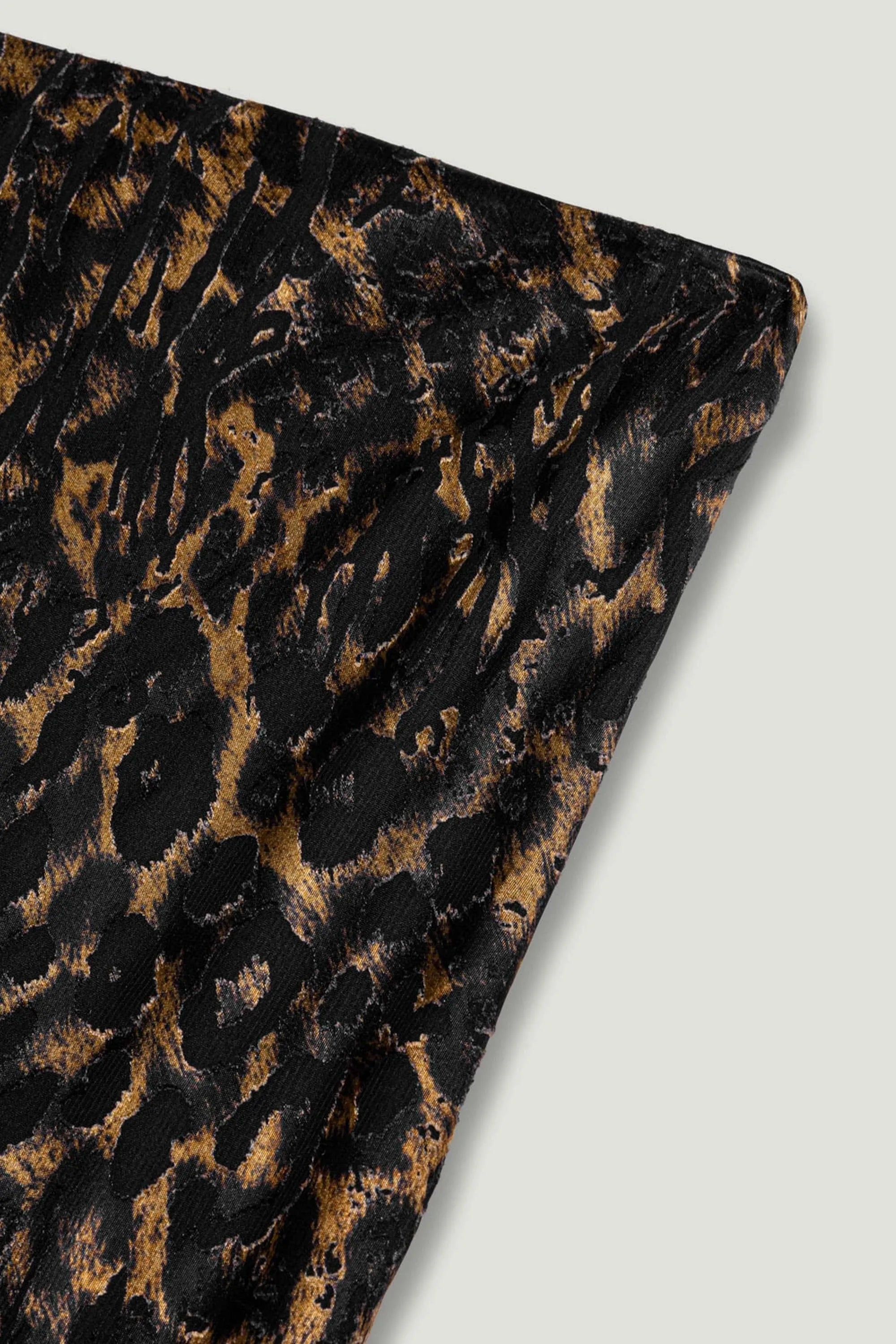 Nocturne Multi-Coloured Women Printed Leopard Midi Skirt SKU: N26YN4255_0007 Image 07