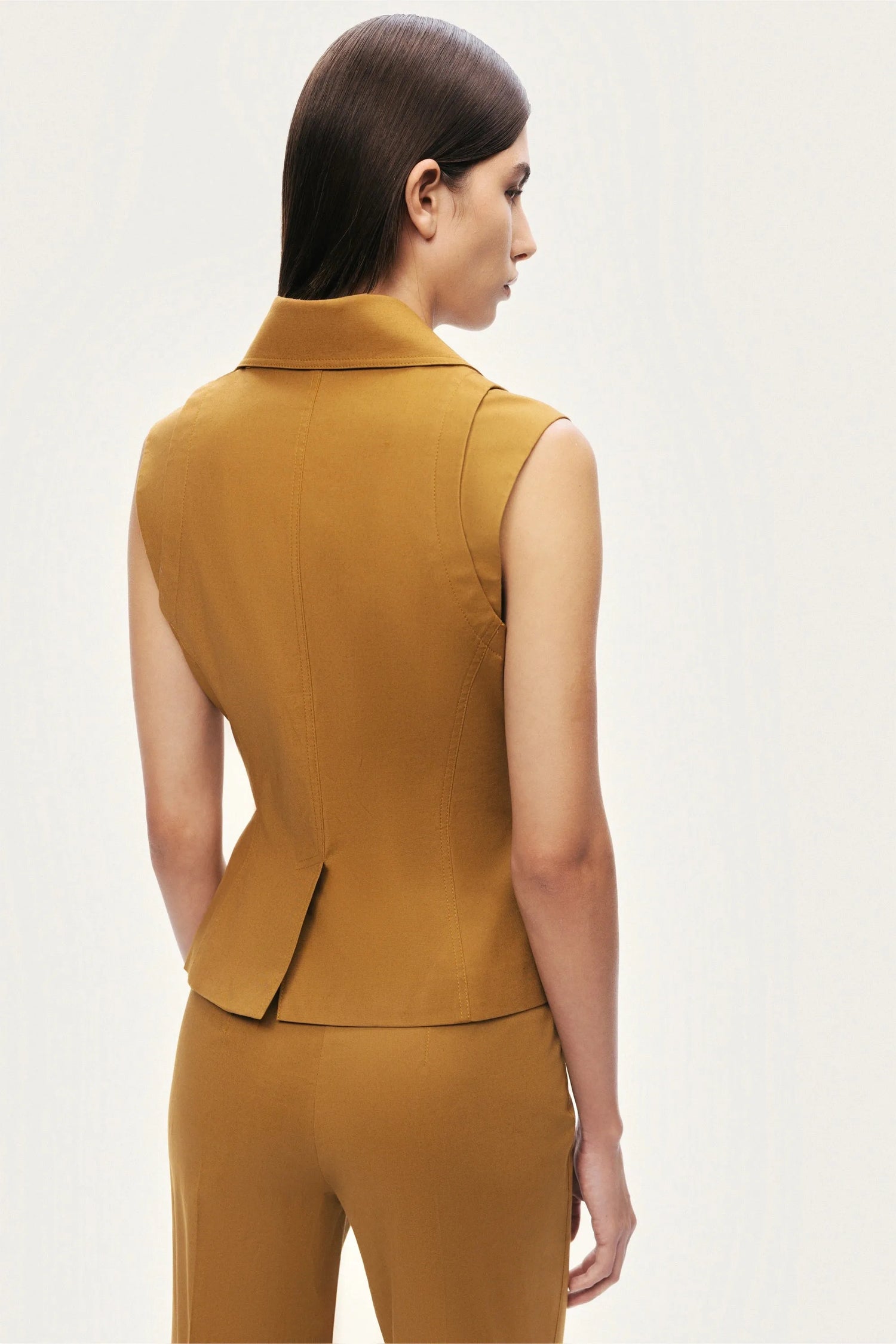 Nocturne Camel Women Tailored Double-Breasted Vest SKU: N26YN7082_0053 Image 06