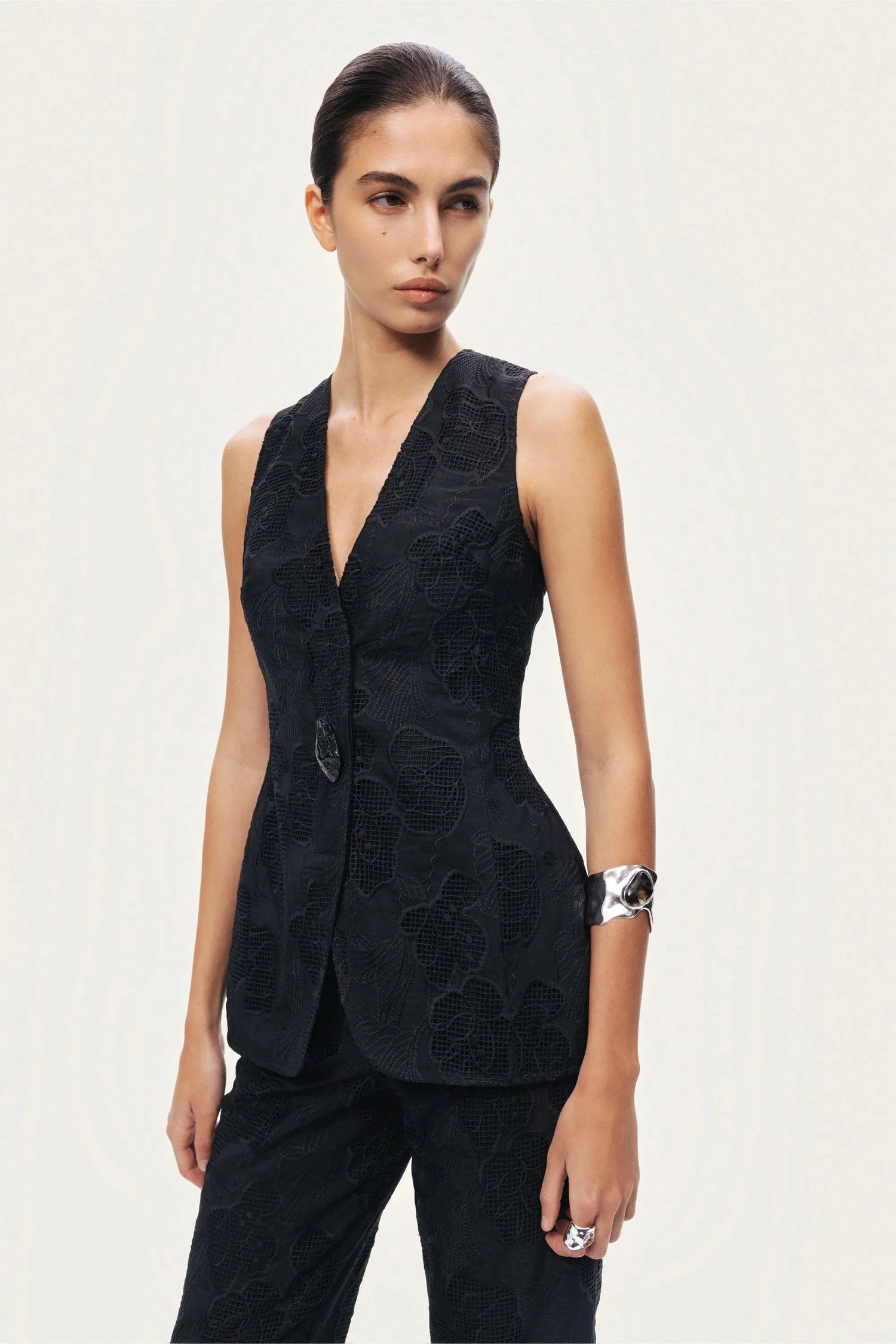 Nocturne Black Women Textured Tailored Vest SKU: N26YN7083_0002 Image 03