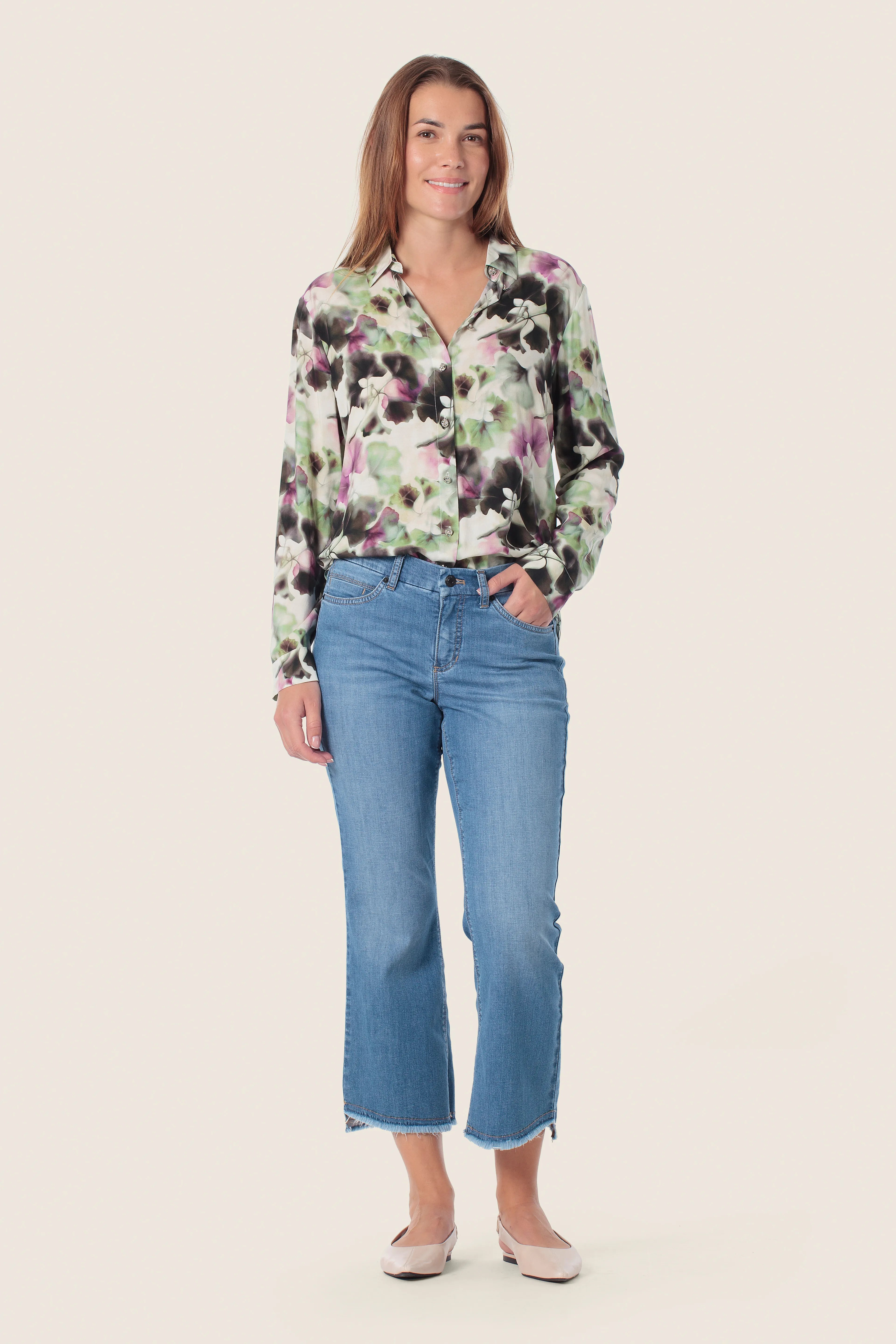 Gerry Weber Green Jungle 0 Long Sleeve Printed Blouse SKU: N60466_174 Image 03