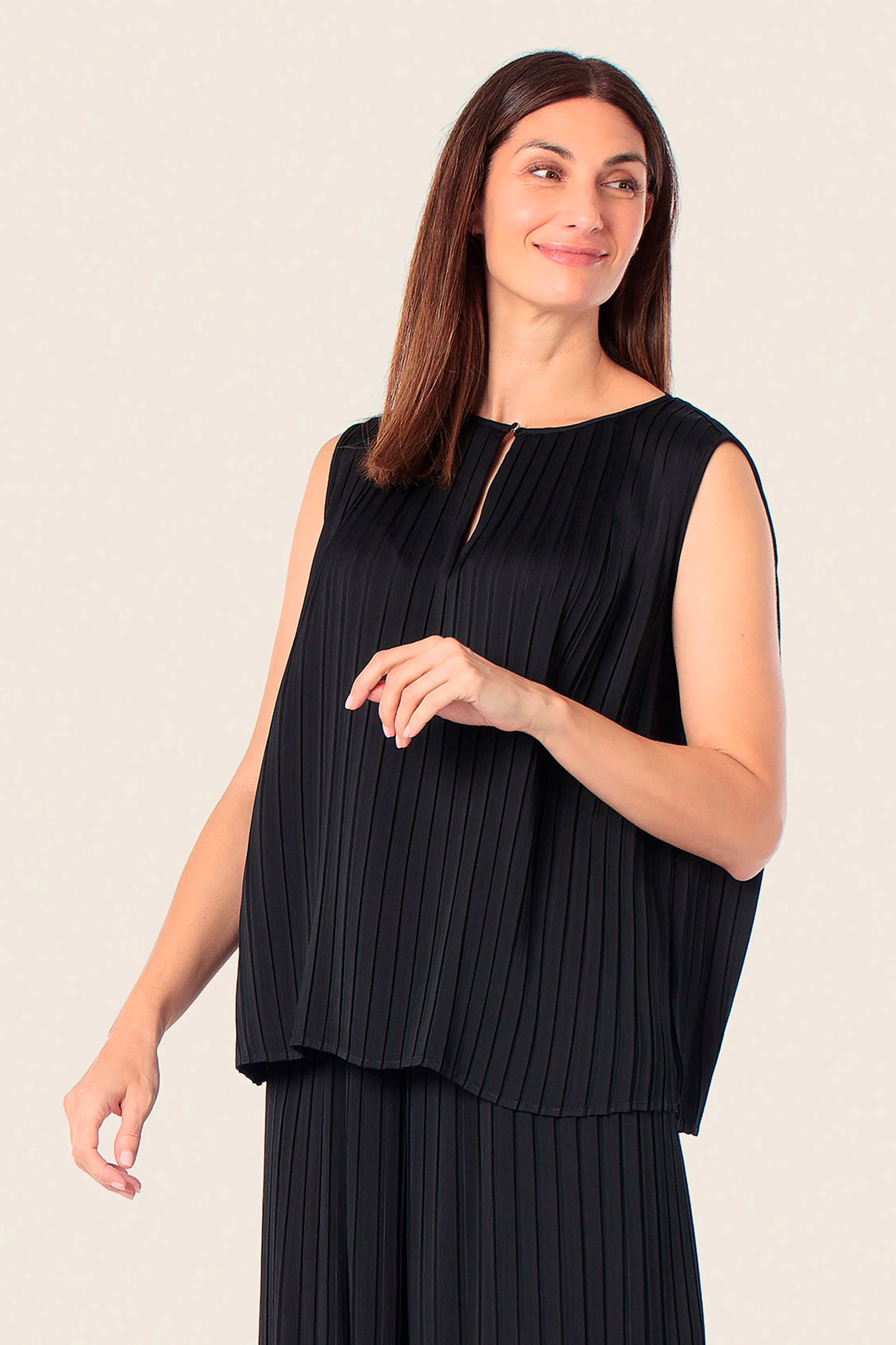 Gerry Weber Black 0 Sleeveless Pleated Blouse SKU: N61015_120 Image 01