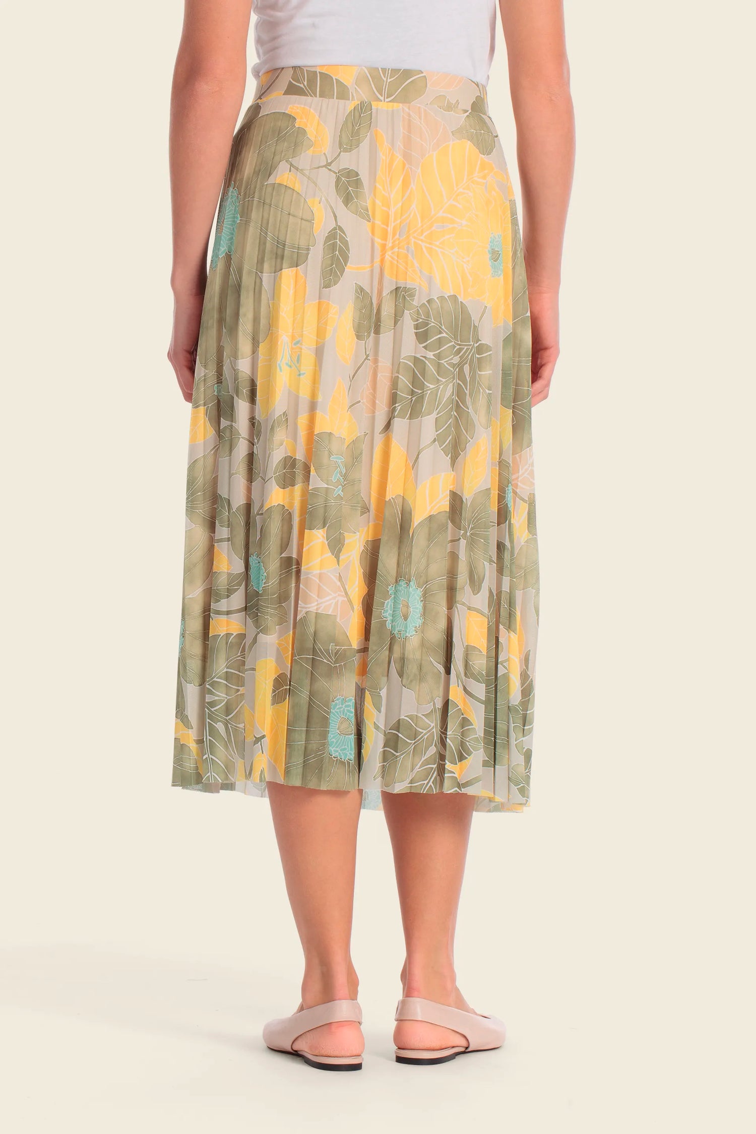 Gerry Weber Blossom Print 0 Pleated Skirt With Print SKU: N65697_622 Image 02