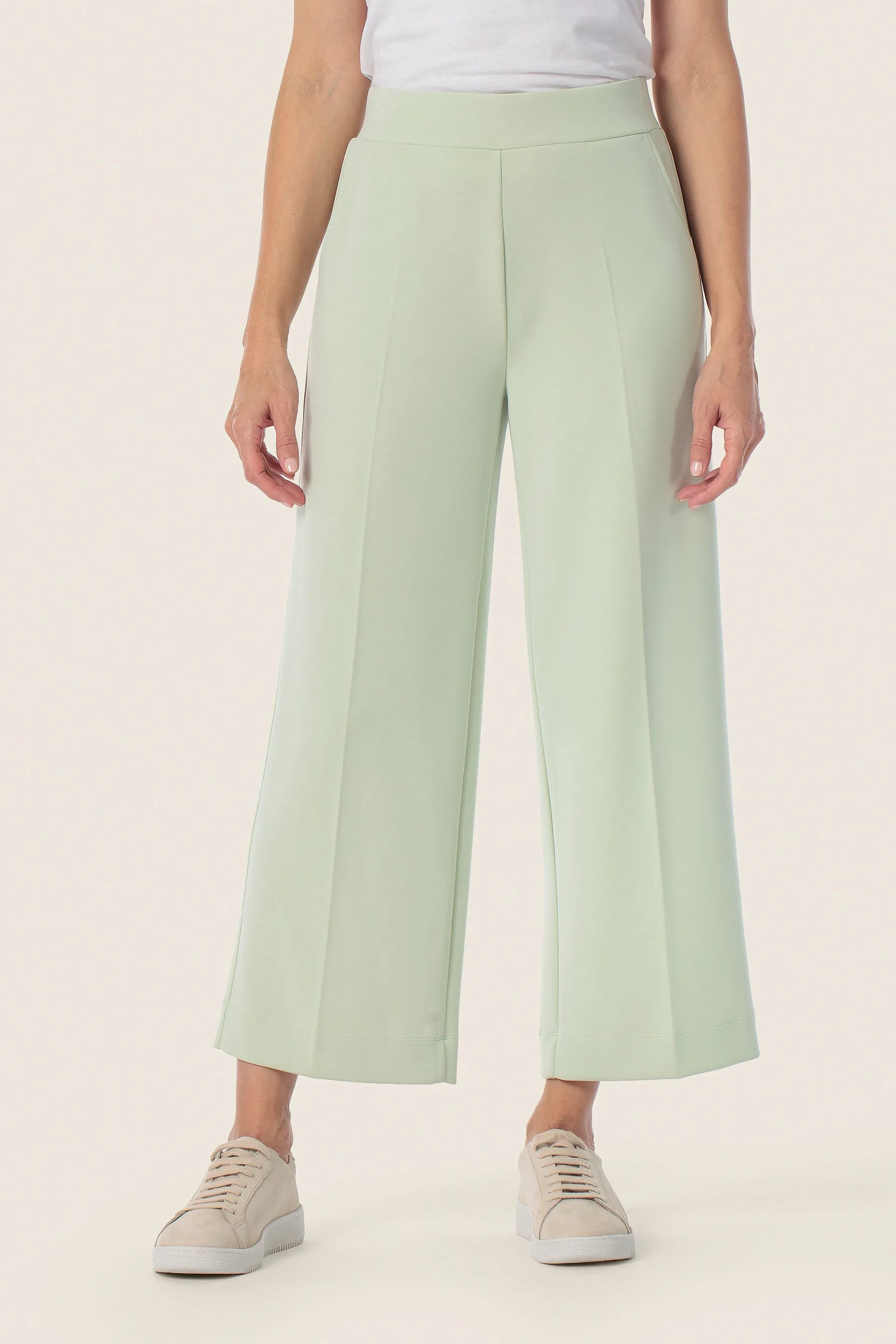 Gerry Weber Green Mint 0 Green Cropped Sweatpants SKU: N67012_218 Image 01