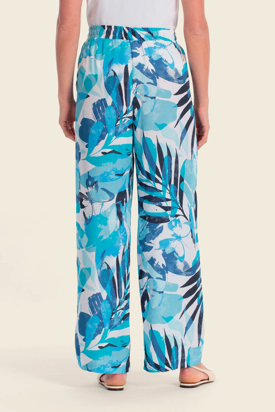 Gerry Weber Butterfloral Blue Print 0 Printed Slip On Trousers SKU: N67098_643 Image 02