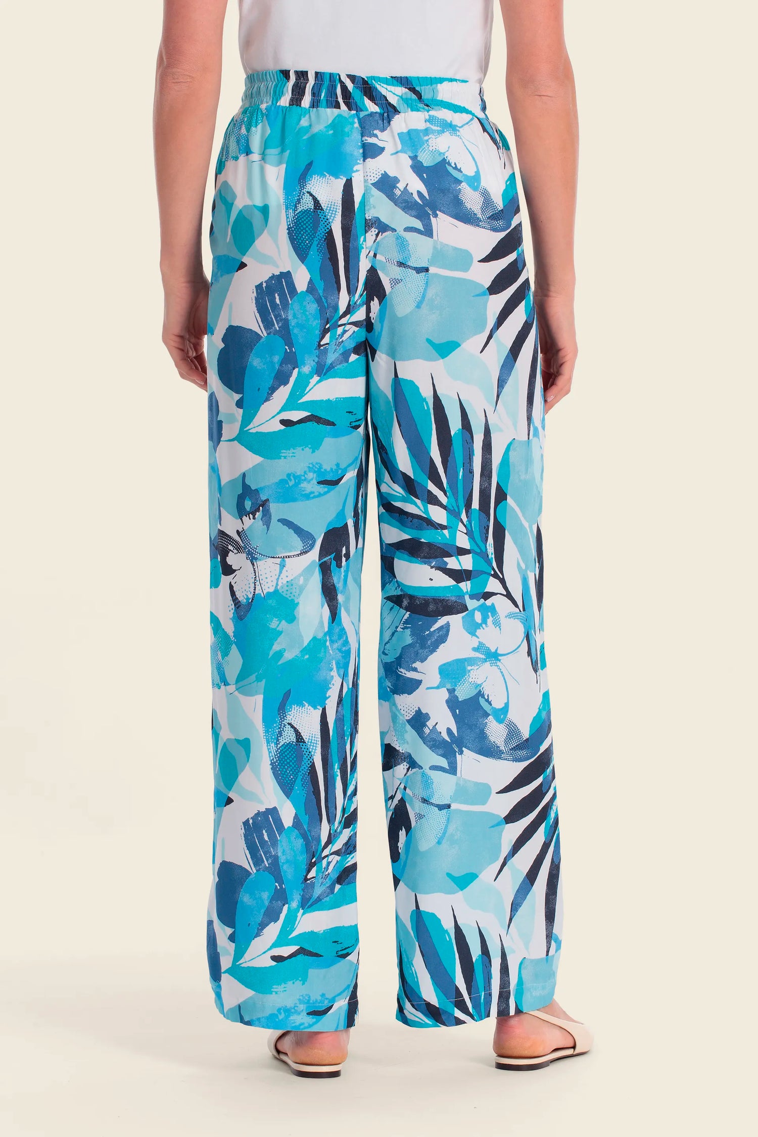 Gerry Weber Butterfloral Blue Print 0 Printed Slip On Trousers SKU: N67098_643 Image 02