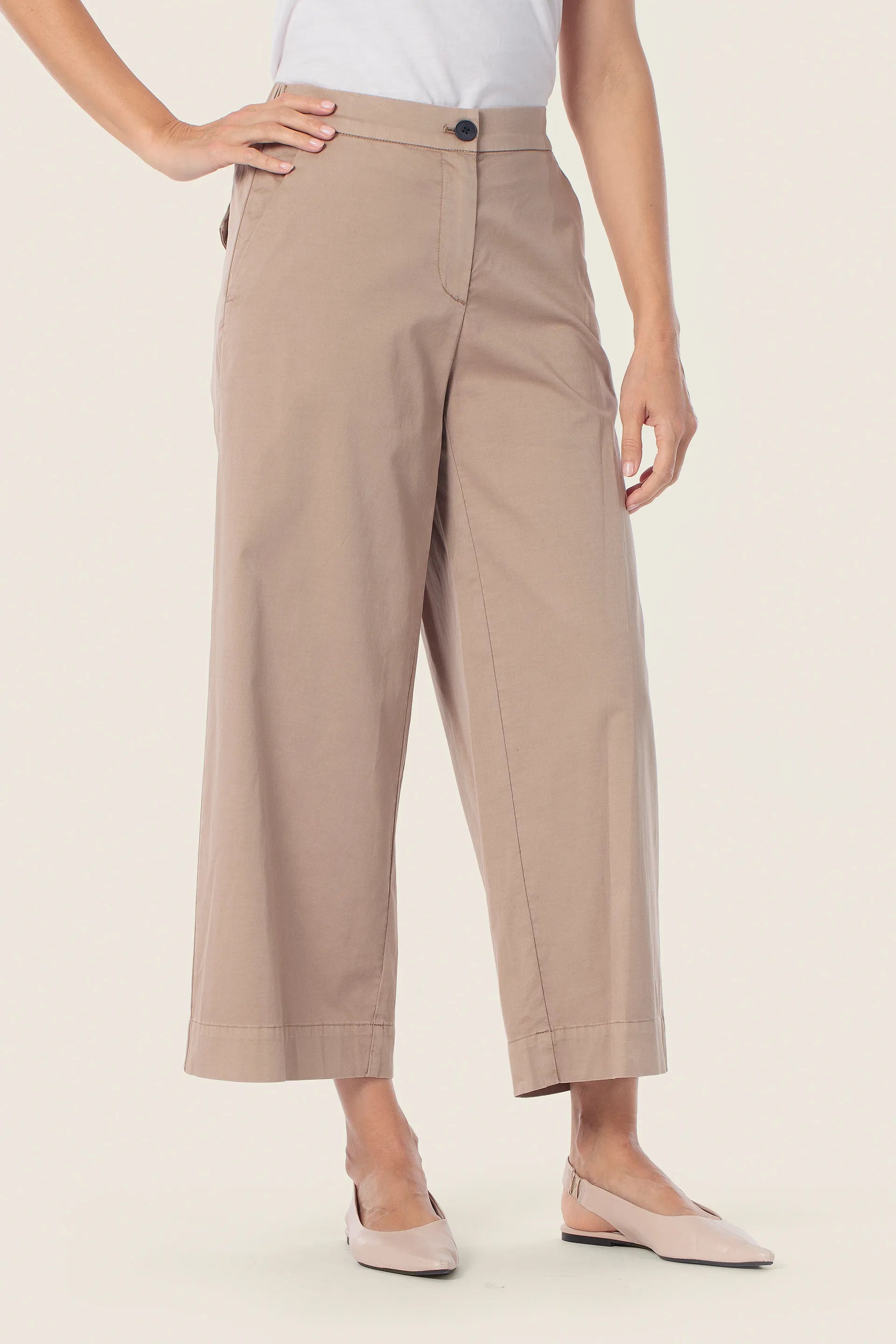 Gerry Weber Beige Camel 0 Beige Cropped Trousers SKU: N67109_144 Image 01