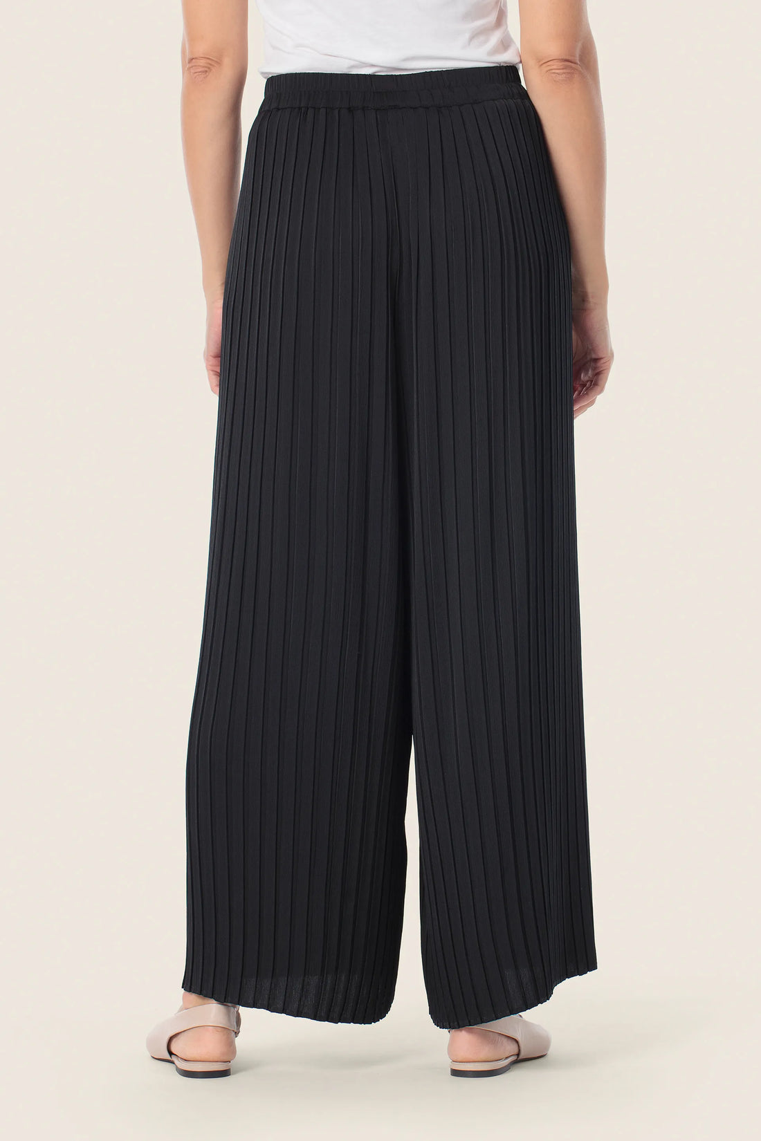 Gerry Weber Black 0 Pleated Wide Leg Slip On Trousers SKU: N67114_120 Image 02