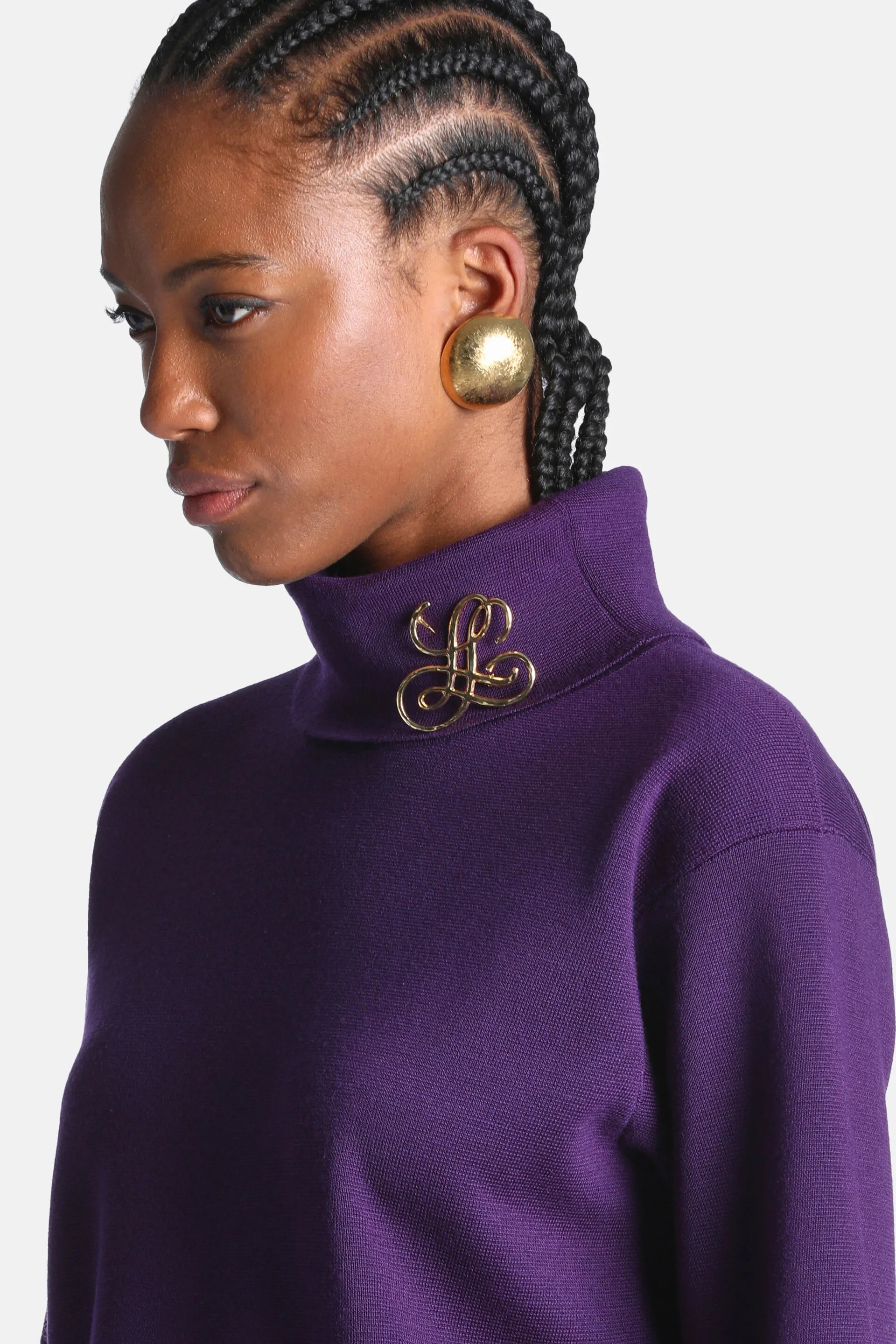 Luisa Spagnoli Oro Women Nerita - Signature Logo Brooch SKU: NERITA C_0002 Image 02