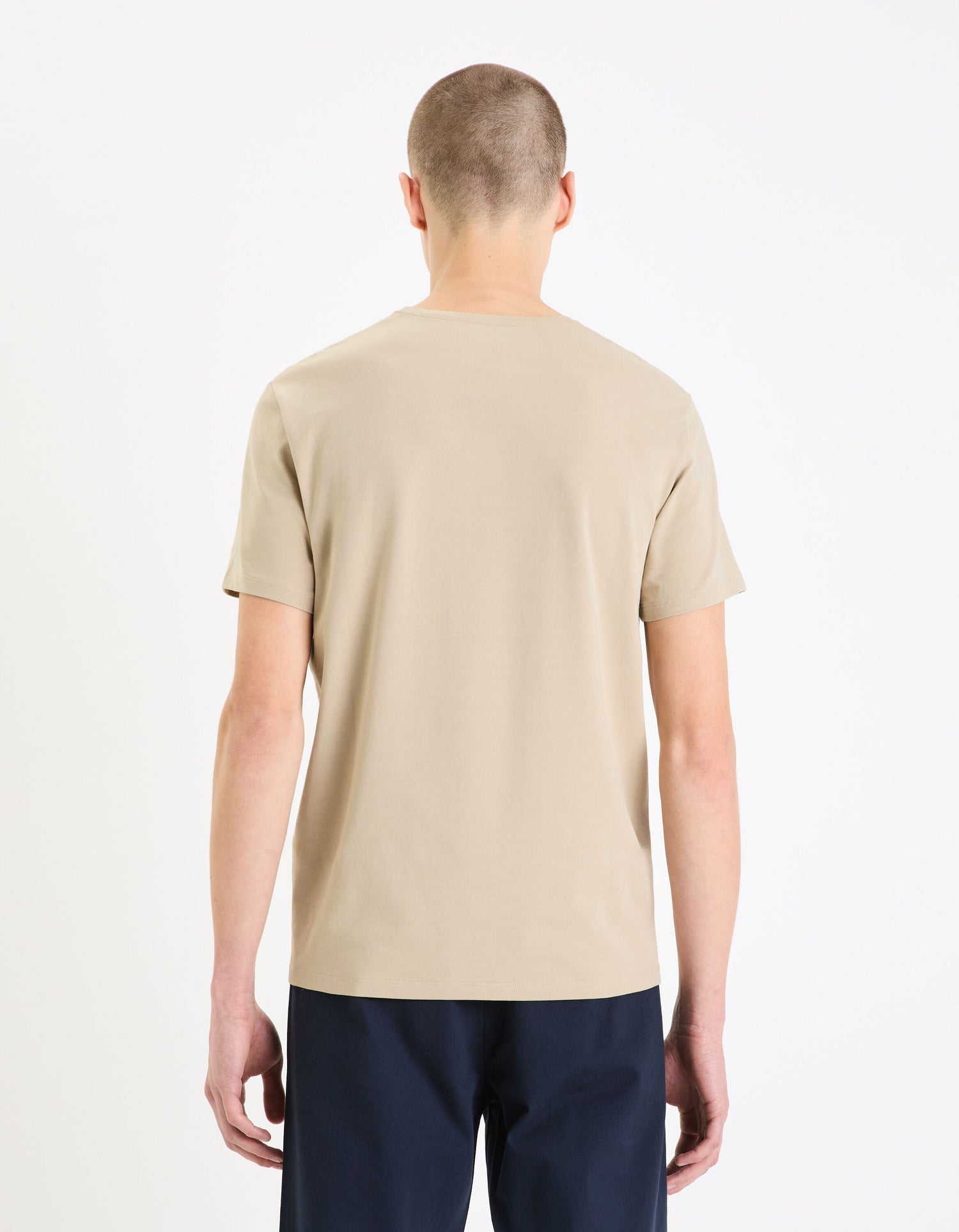 Slim-Neck Stretch Cotton T-Shirt_04