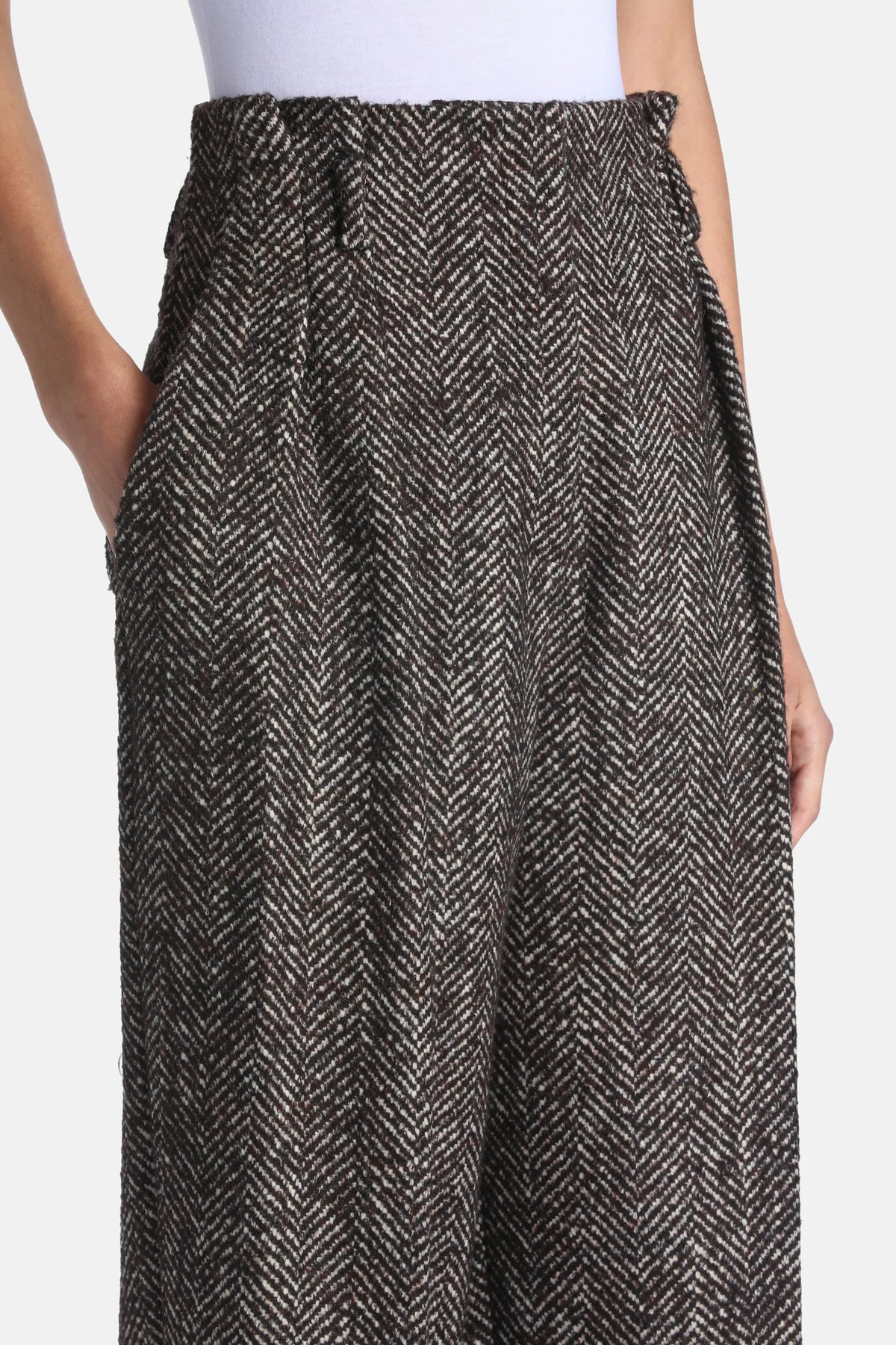 Luisa Spagnoli Var Spinato T.Moro Women Oderisi Loose-Fit Herringbone Pants - Fashion Show SKU: ODERISI_3368 Image 03