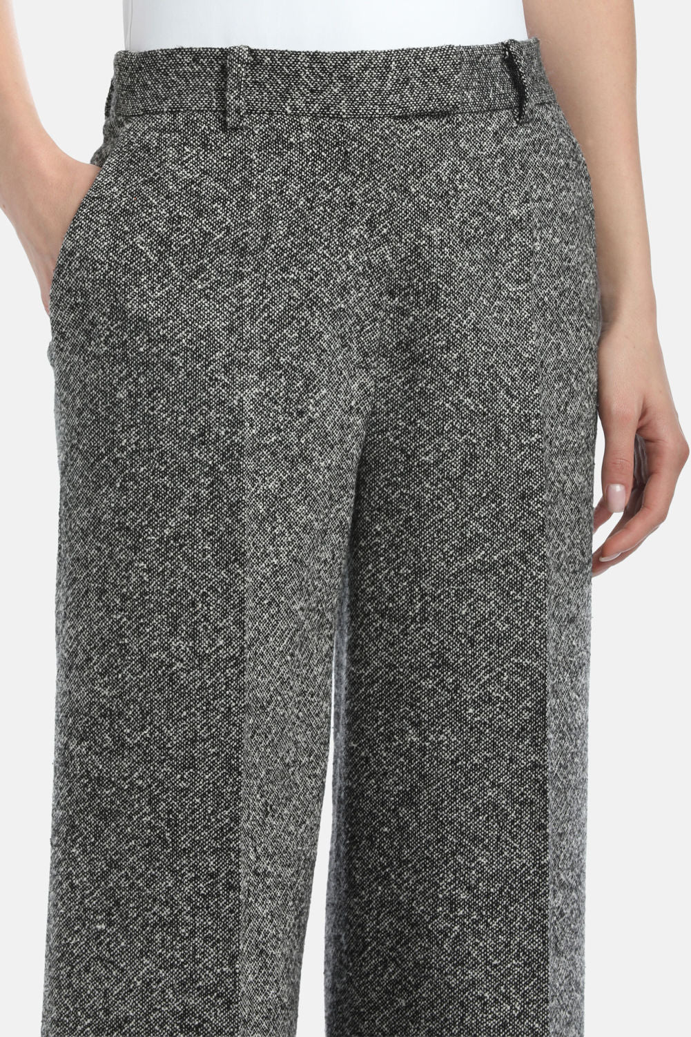 Luisa Spagnoli_Var Nero Panna_Ortanello - MŽlange Trousers Ð Fashion Show_ORFANELLO_3988_04