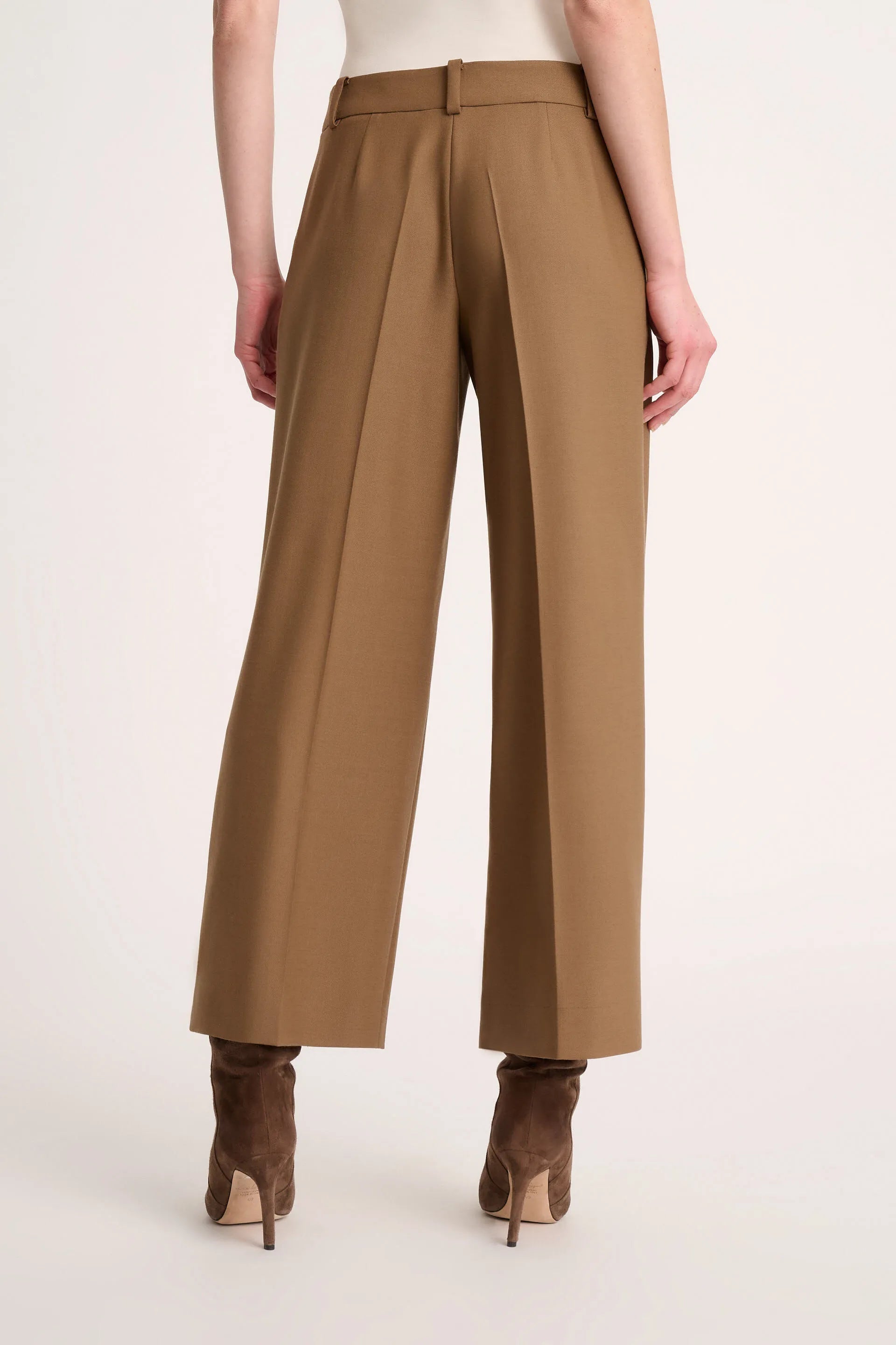 Luisa Spagnoli_Hazelnut_Oste - Wide Leg Trousers_OSTE A_2202_02