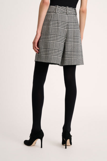 Otilia Houndstooth Bermuda Shorts_OTILIA_3738_02