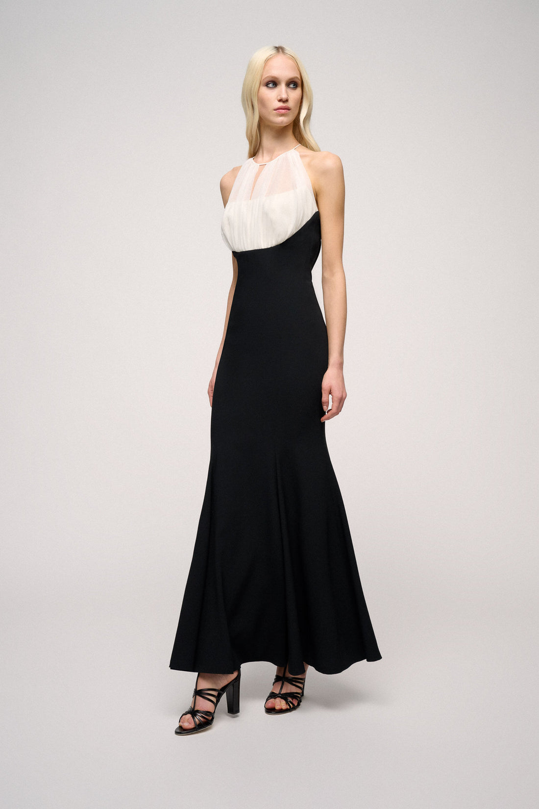 Pendente Elegant Dress_PENDENTE_0101 0202 0202_01