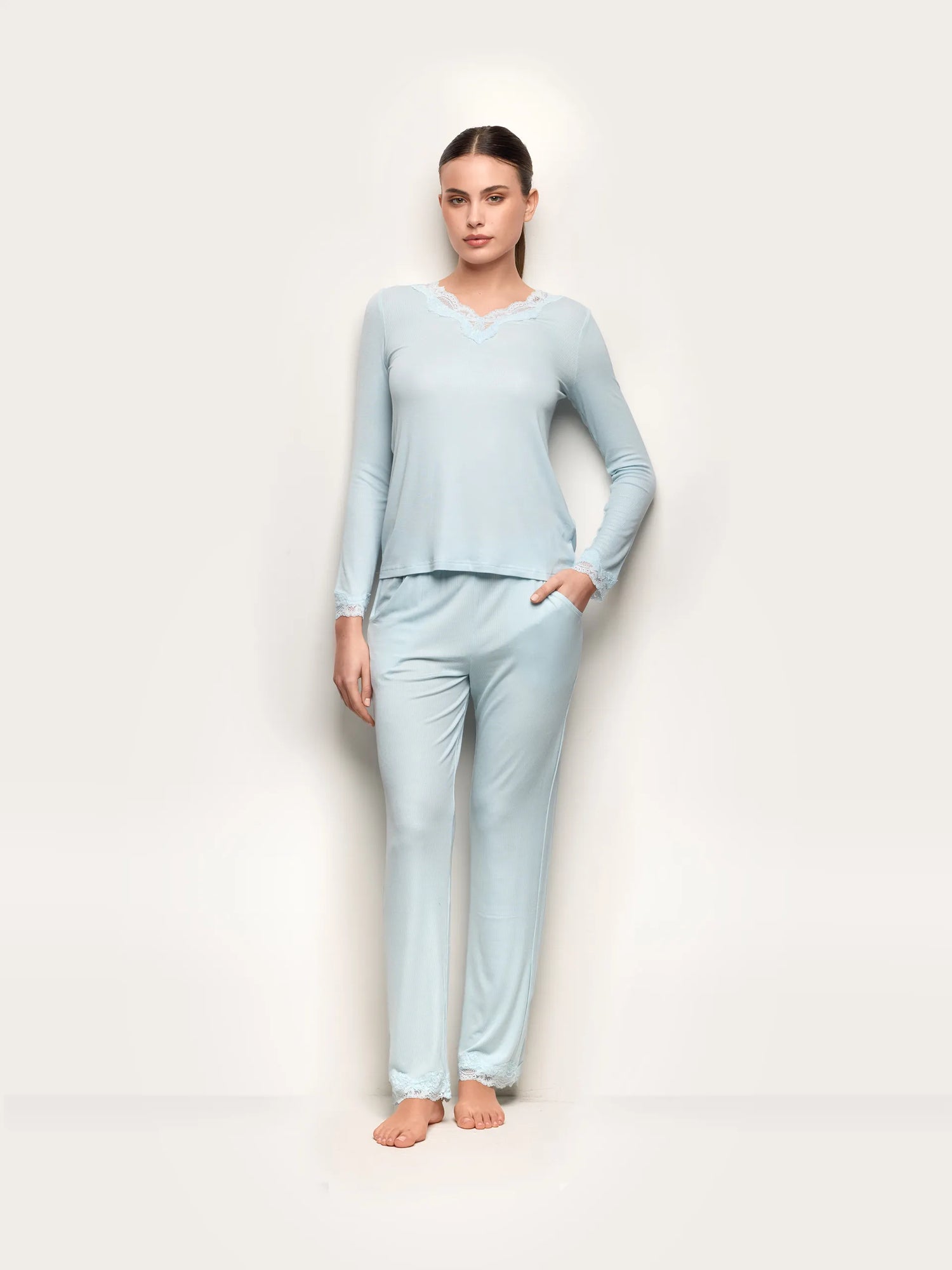 Yamamay_Light Azure_Long Trousers - Modal Rib_PPBD191005_013_01