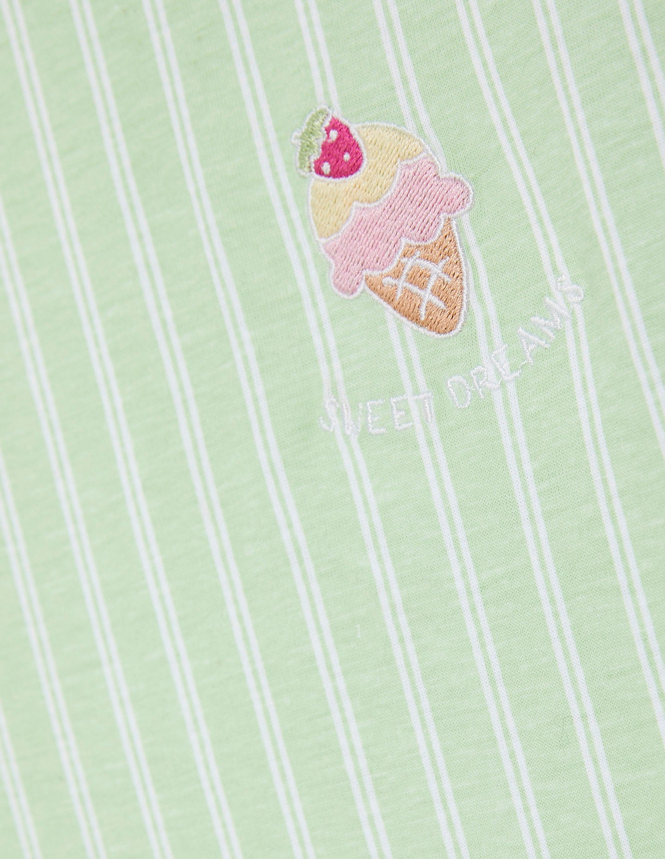 Yamamay_Sweet Dreams Short Pajamas with Sweet Treat Stripes_PPCD181005_932_06