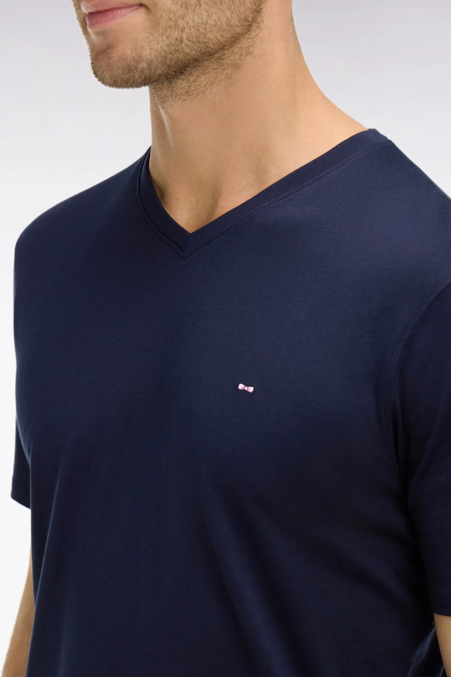 Eden Park Navy Blue Men V-Neck Black Light Pima Cotton T-Shirt SKU: PPKNITCE0008_BLF Image 04