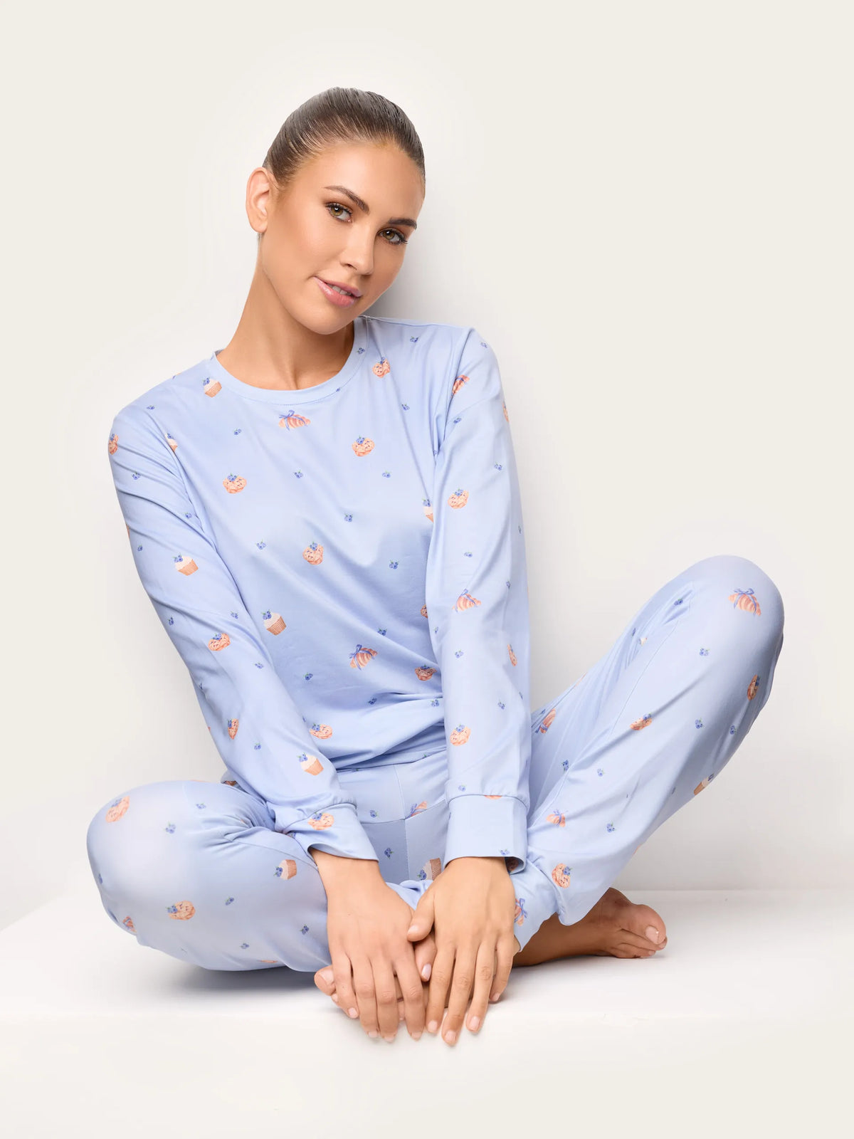 Yamamay PRINTED Women Pyjamas - Sweet Night SKU: PPLD193001_128 Image 01