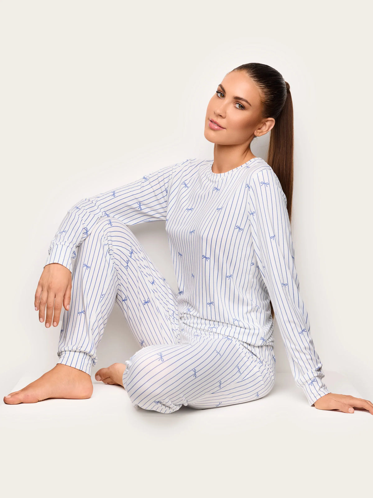 Yamamay PRINTED Women Pyjamas - Sweet Night SKU: PPLD193002_128 Image 01
