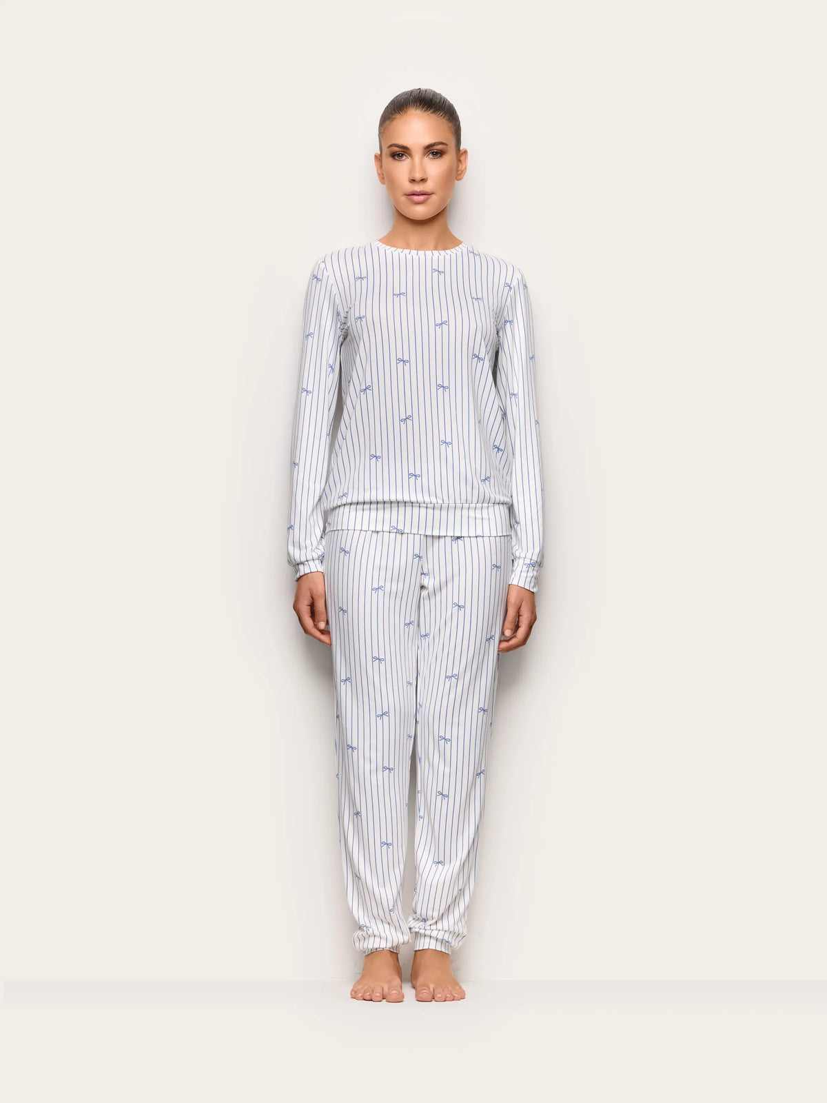 Yamamay PRINTED Women Pyjamas - Sweet Night SKU: PPLD193002_128 Image 02