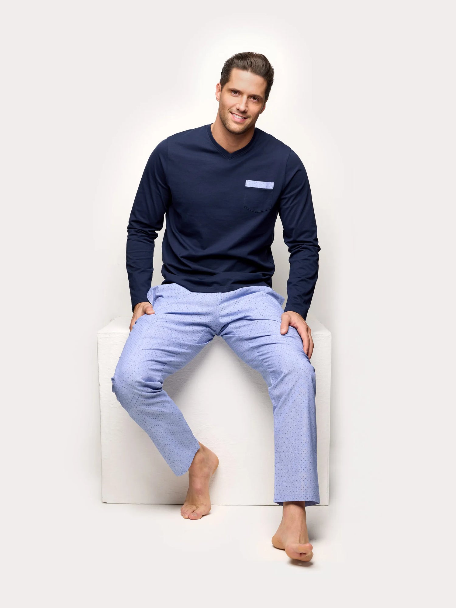 Yamamay_Night Blue_Long Pyjamas in Jersey and Cotton Canvas - Daily Pajamas_PPLU191002_024_01