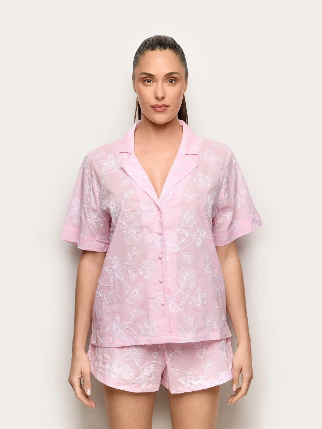 Yamamay_Candy Pink_Short-Pyjamas with Front Opening - Broderie II_PPRD191006_086_02