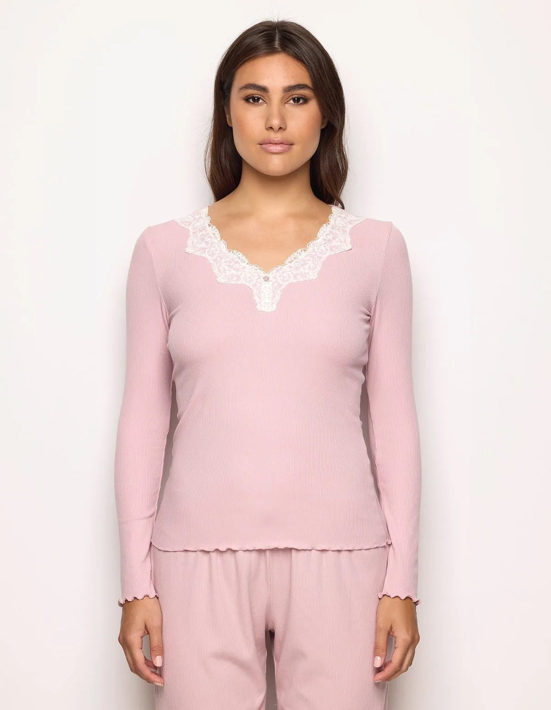 Yamamay_Clay Rose_Long-Sleeve Embroidered Top Ð Basic Modal/Cotton Rib_PPTD183005_239_02