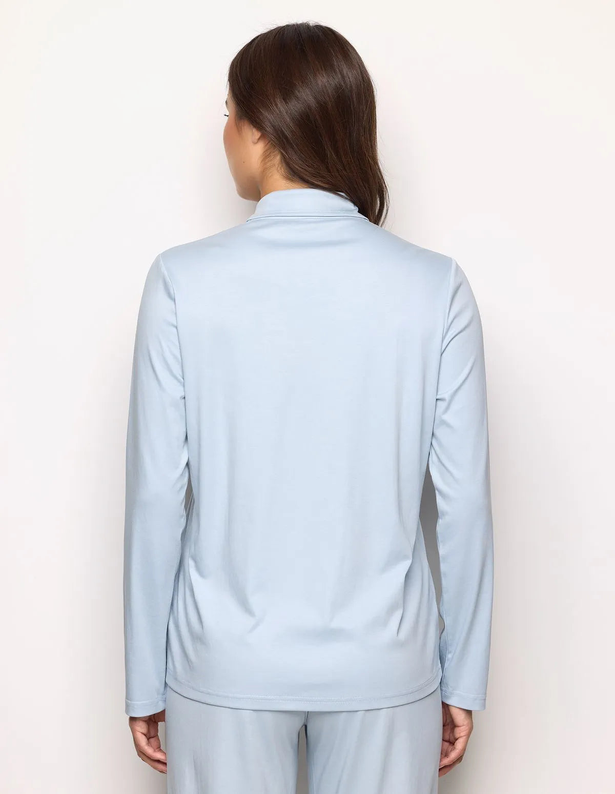 Yamamay_Azure_Light Blue Open Long-Sleeve Cotton Top Ð Sleep Wellness_PPTD183007_012_03