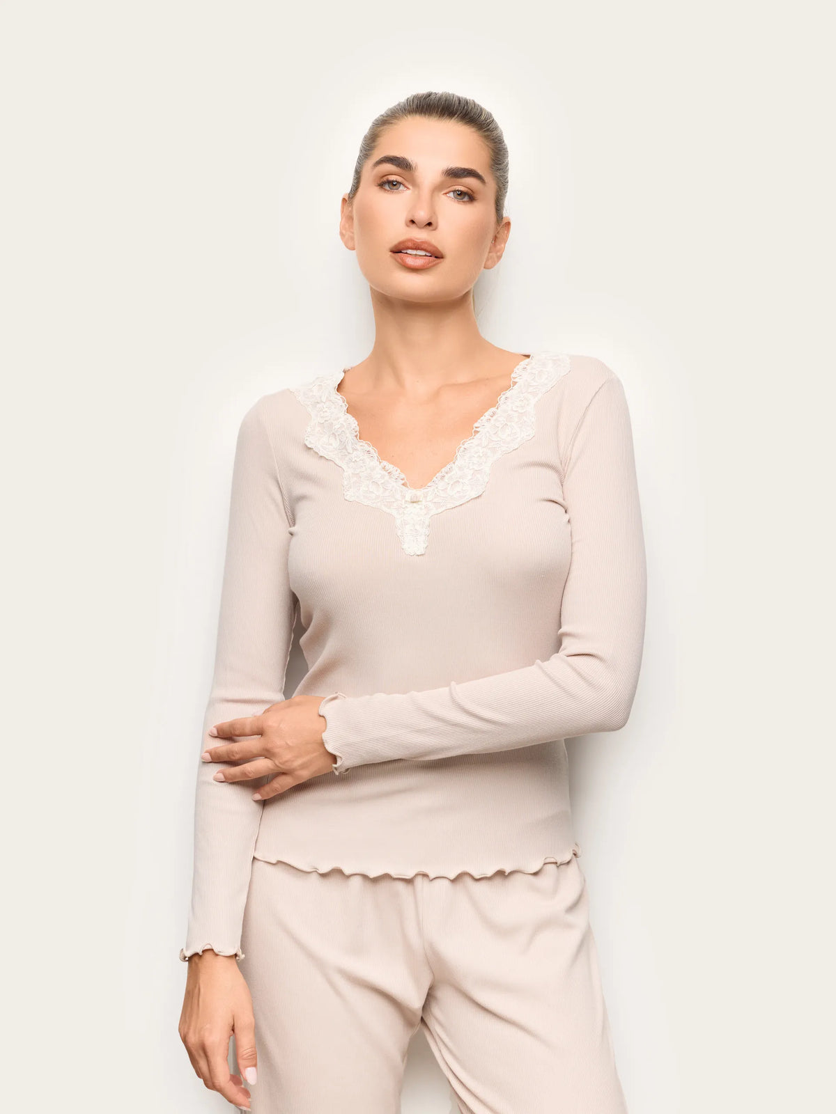 Yamamay BEIGE Women Long-Sleeve T-Shirt - Basic Modal &amp; Cotton Rib SKU: PPTD193003_726 Image 01