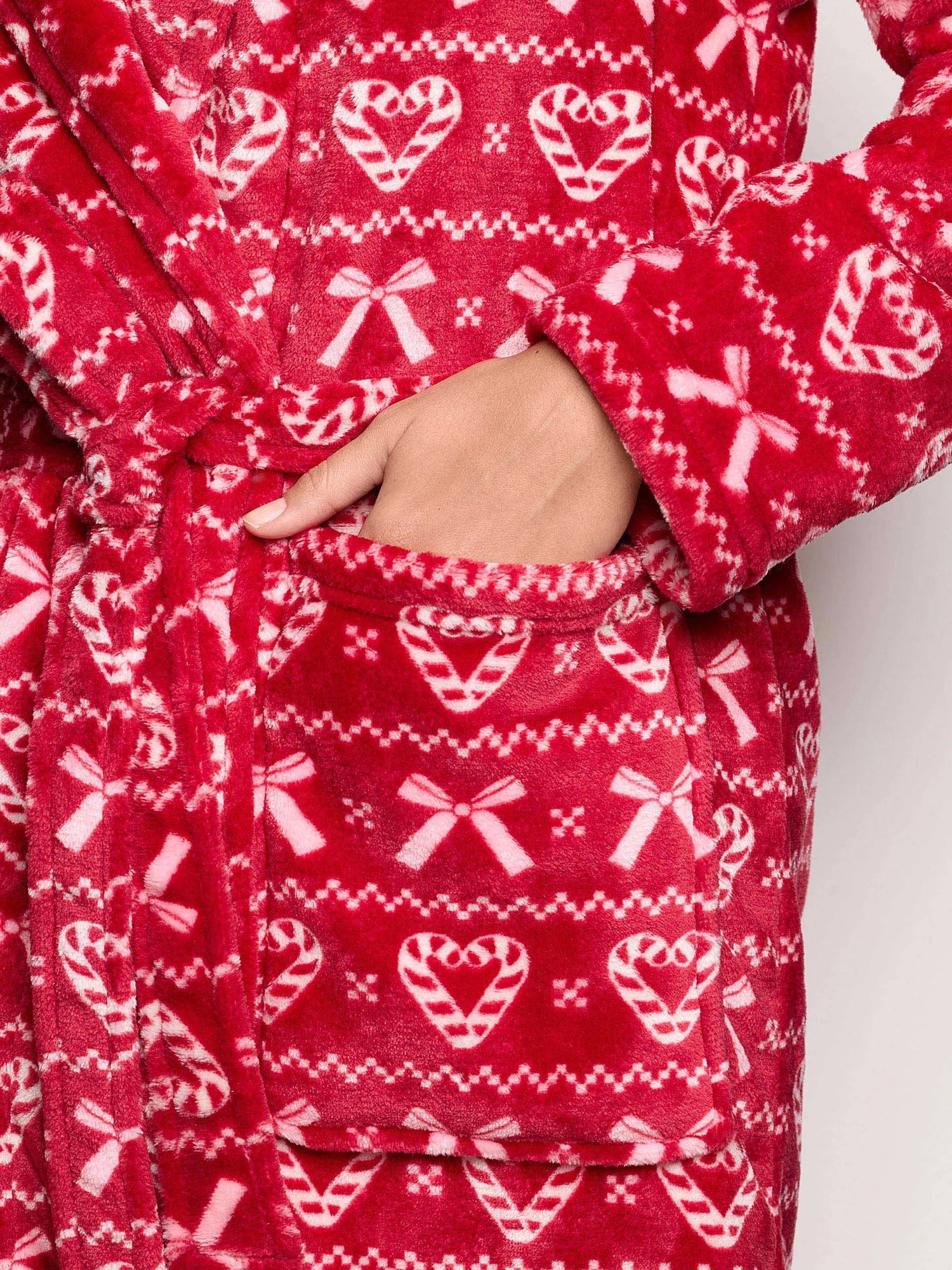 Yamamay_Printed_Candy Cane Club Fur Robe_PVED184005_128_03