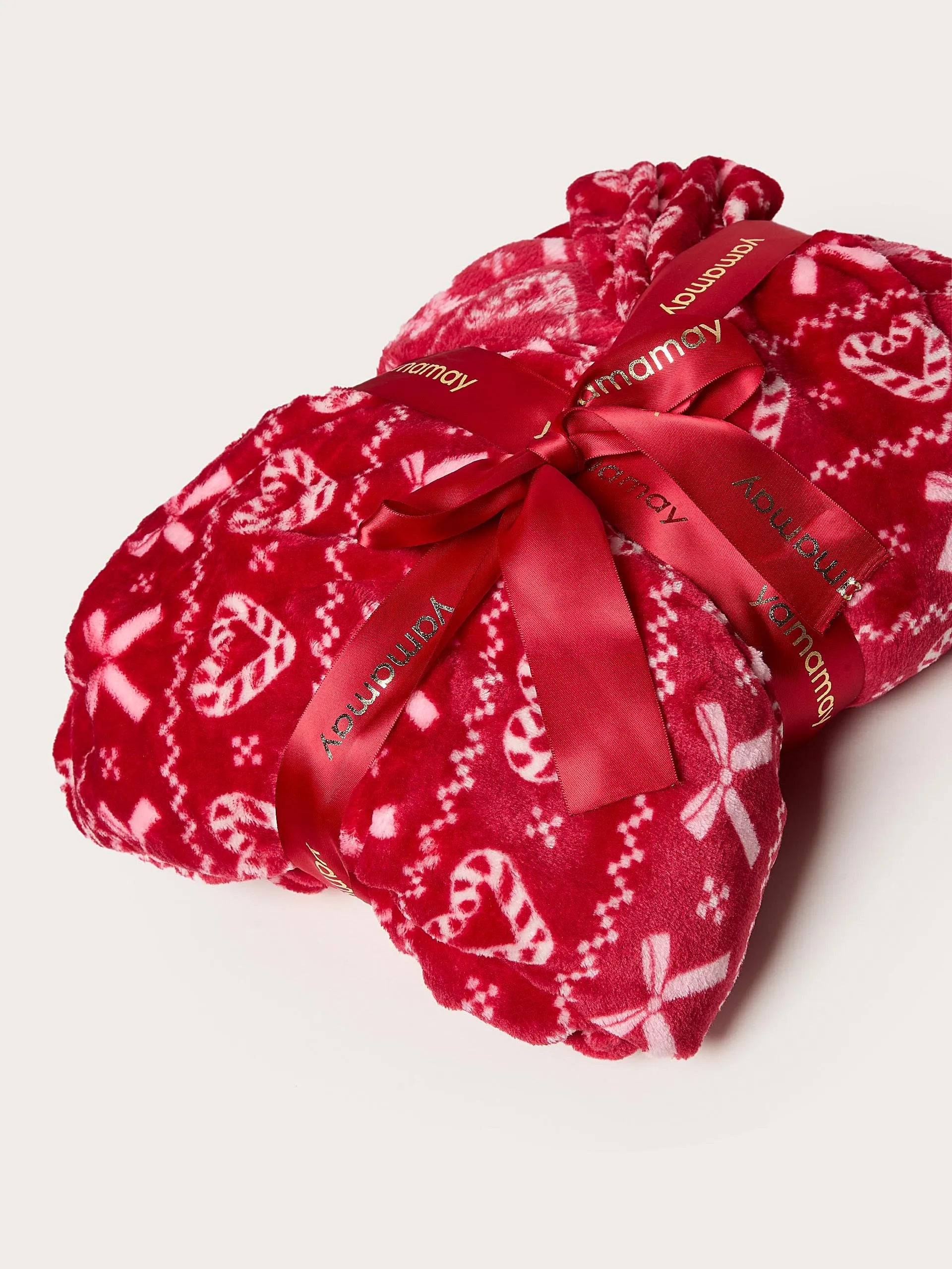 Yamamay_Printed_Candy Cane Club Fur Robe_PVED184005_128_06