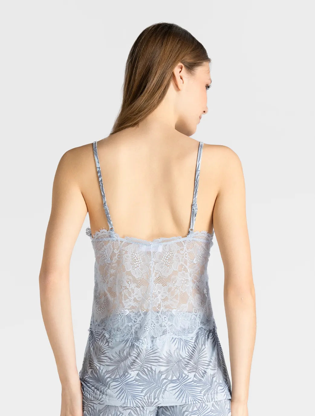 Marie France Leaf I-Shirt_Multicolor Women Leaf I-Shirt SKU: PYLEAFISHIRT_Multicolor Image 02