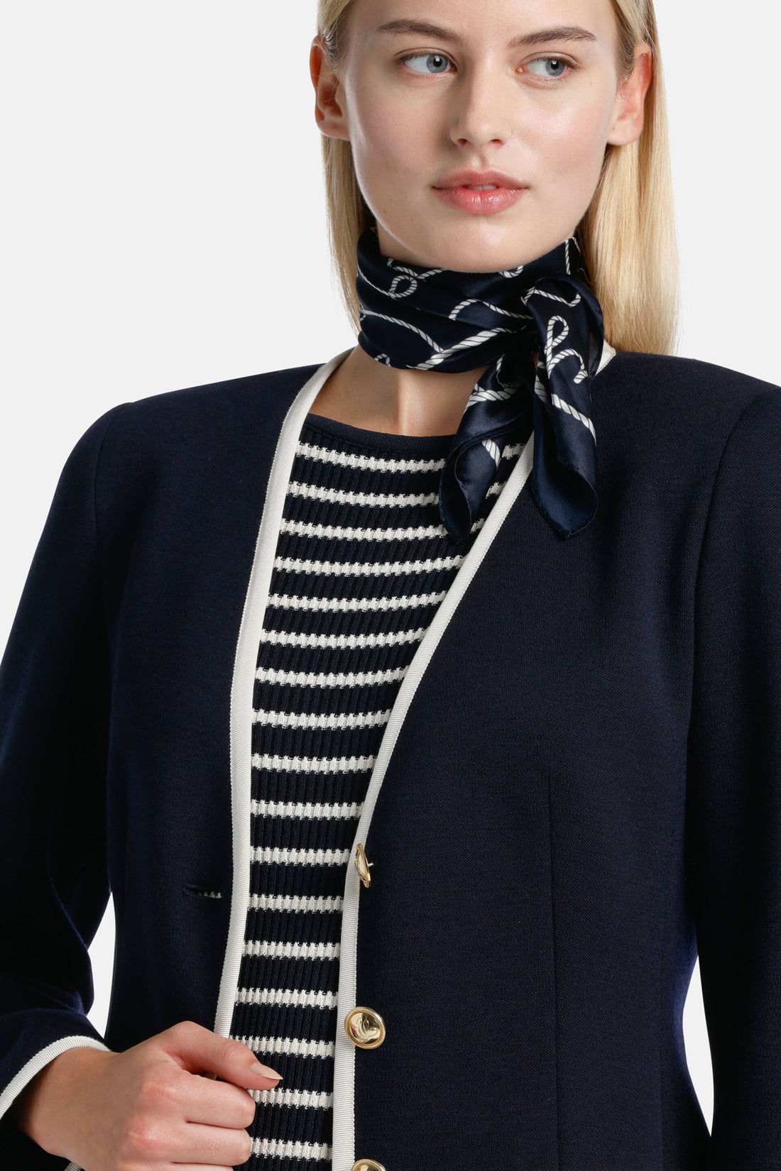 Luisa Spagnoli_Roucy - Printed Foulard_ROUCY_3837_01