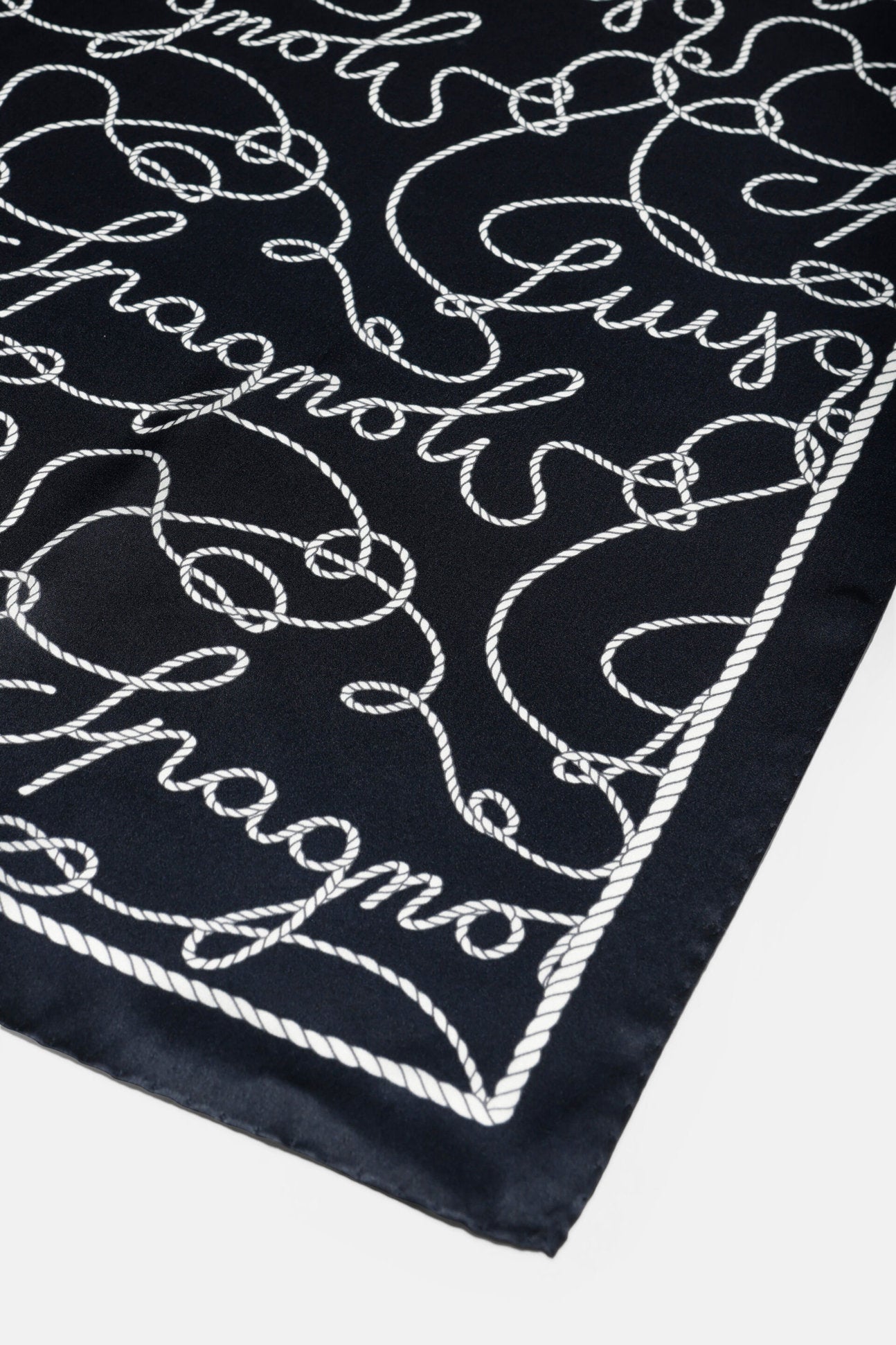 Luisa Spagnoli_Roucy - Printed Foulard_ROUCY_3837_03