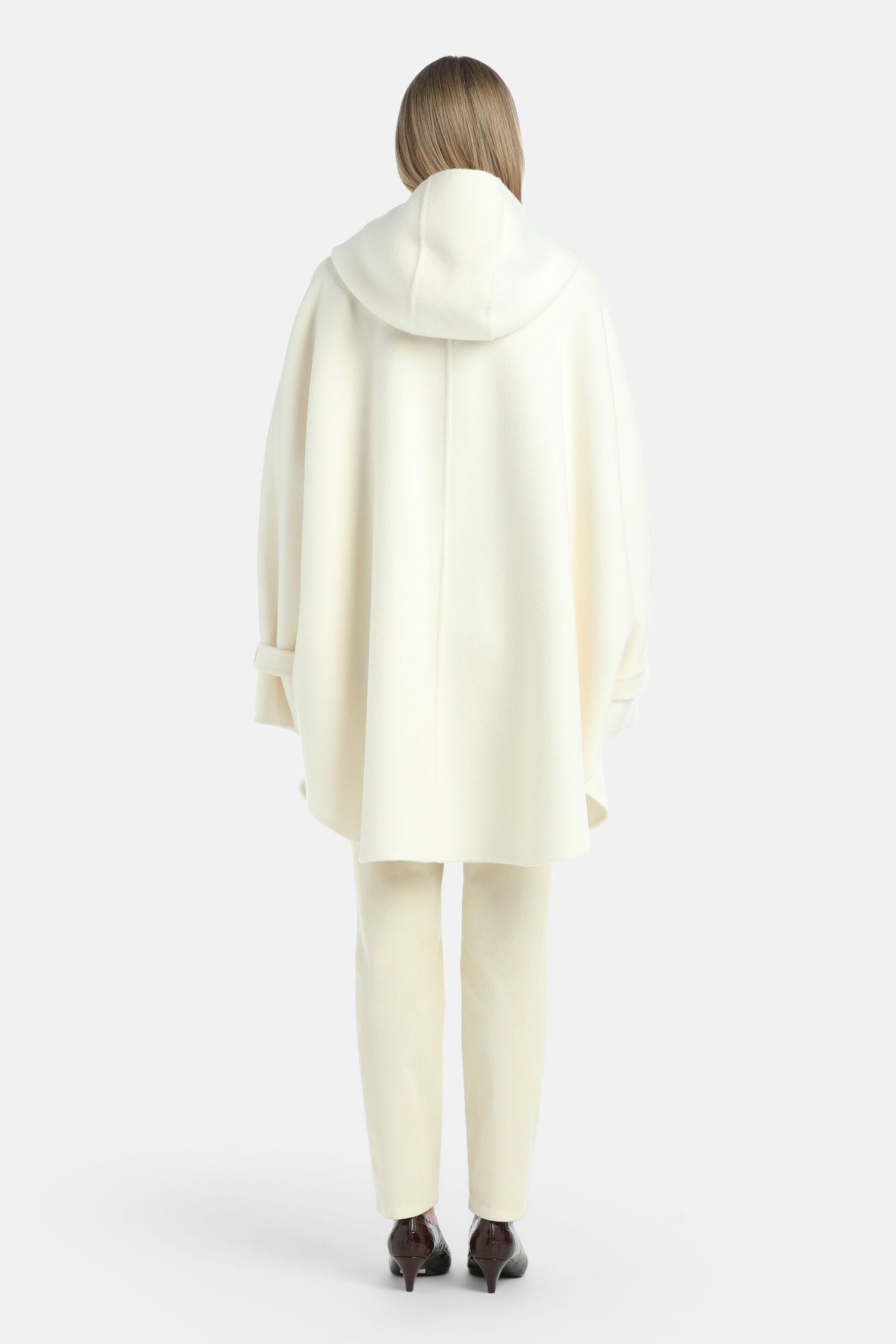 Luisa Spagnoli_Panna_Sagomata - Unstructured Coat_SAGOMATA_0202_02