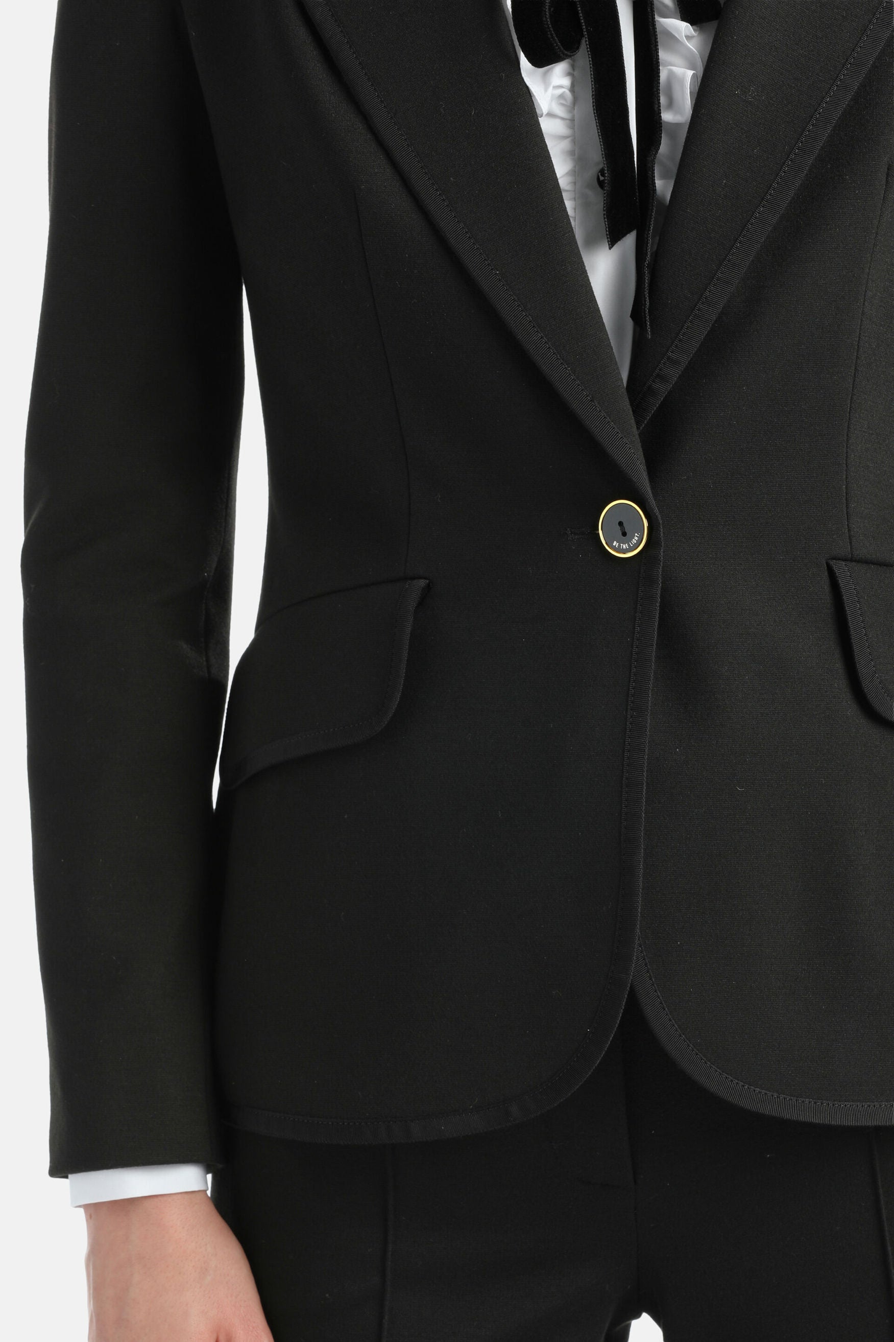 Luisa Spagnoli_Nero_Sciccosa - Single-Breasted Blazer Jacket_SCICCOSA_0101_05