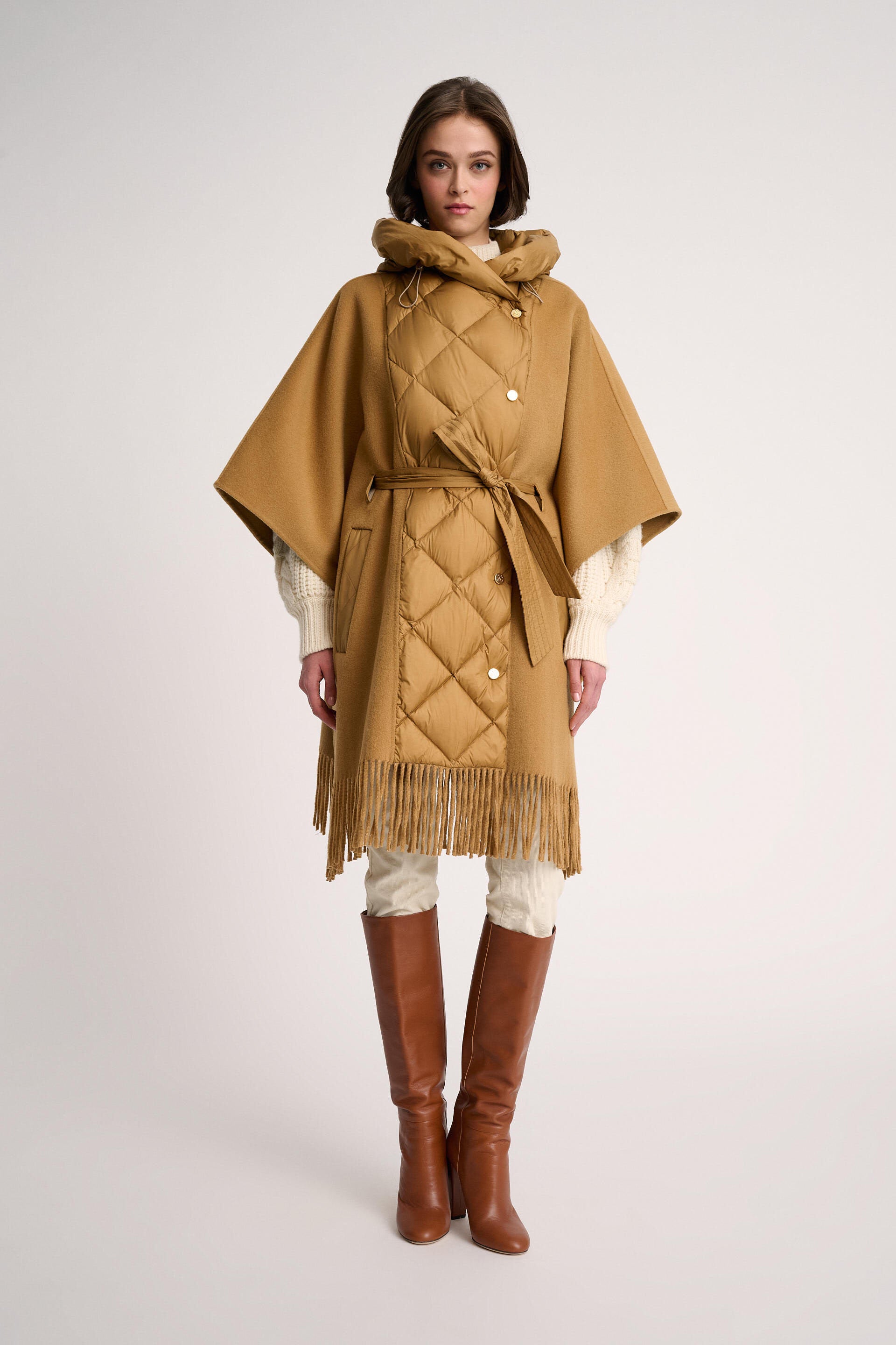 Scommessa Quilted Cape_01