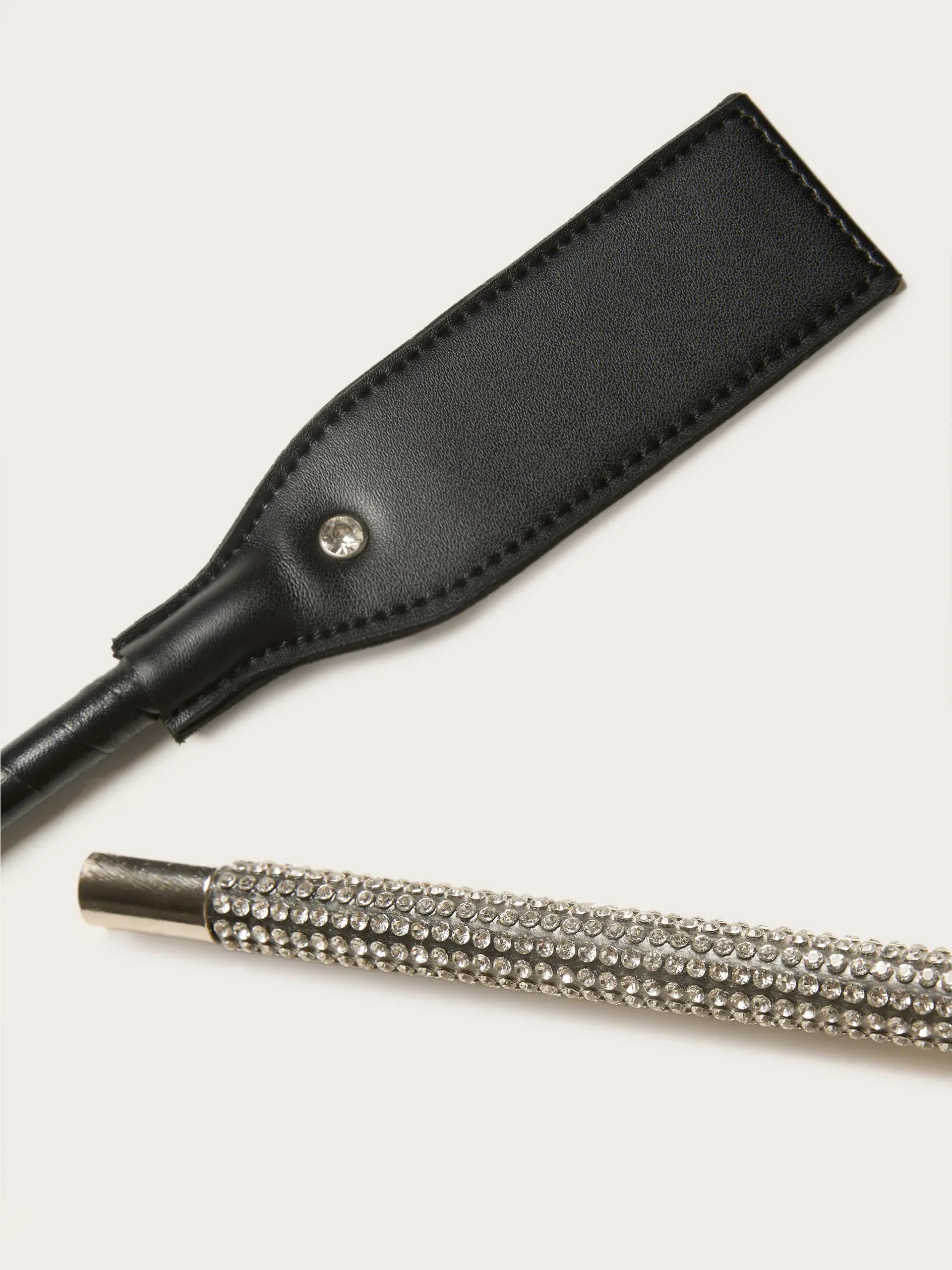 Yamamay_Black_Rhinestone Jewel Whip - Priv� Lexi_SCTD184004_072_03